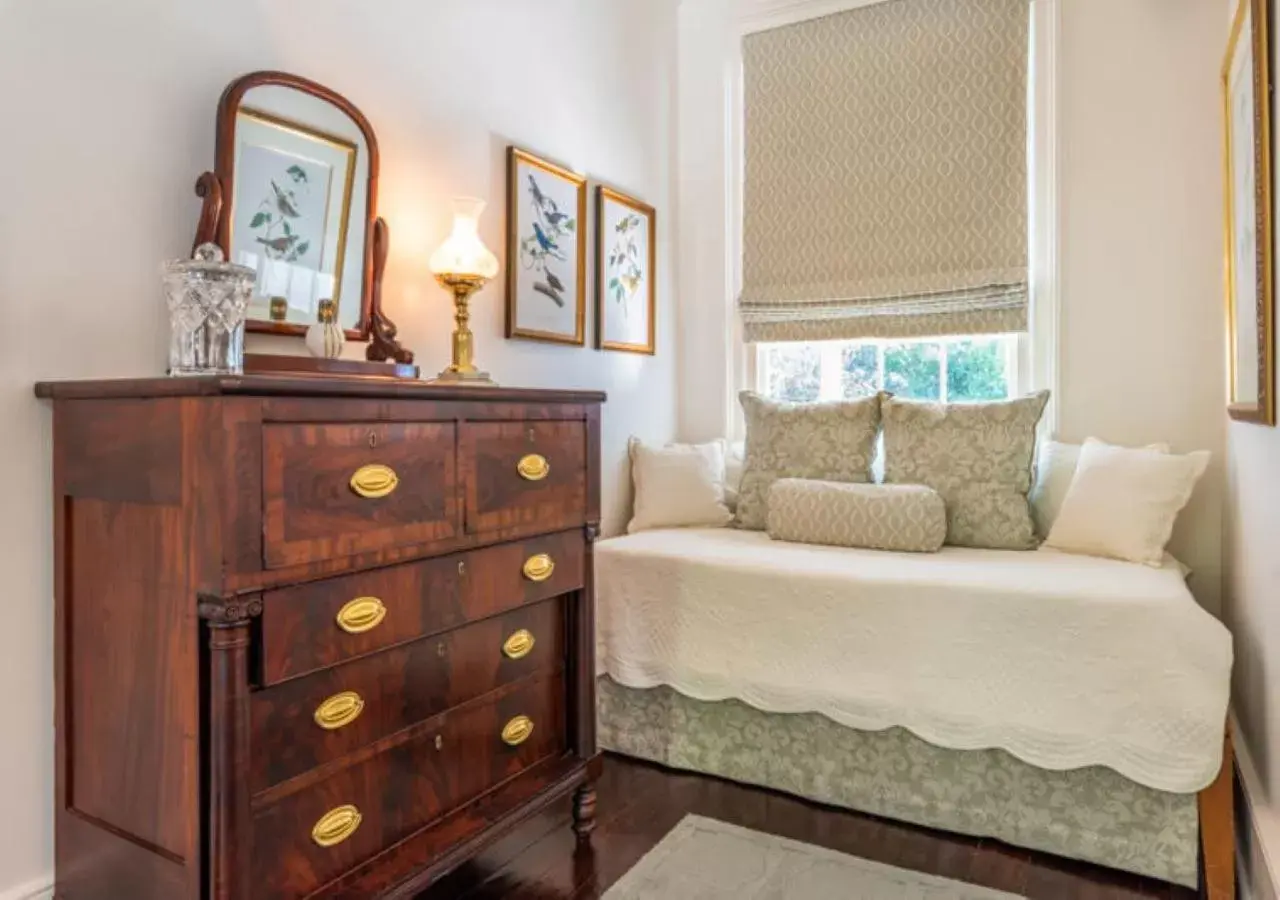 Marjorie's Room in Linden - A Historic Bed and Breakfast Marjorie's Room in Linden - A Historic Bed and Breakfast