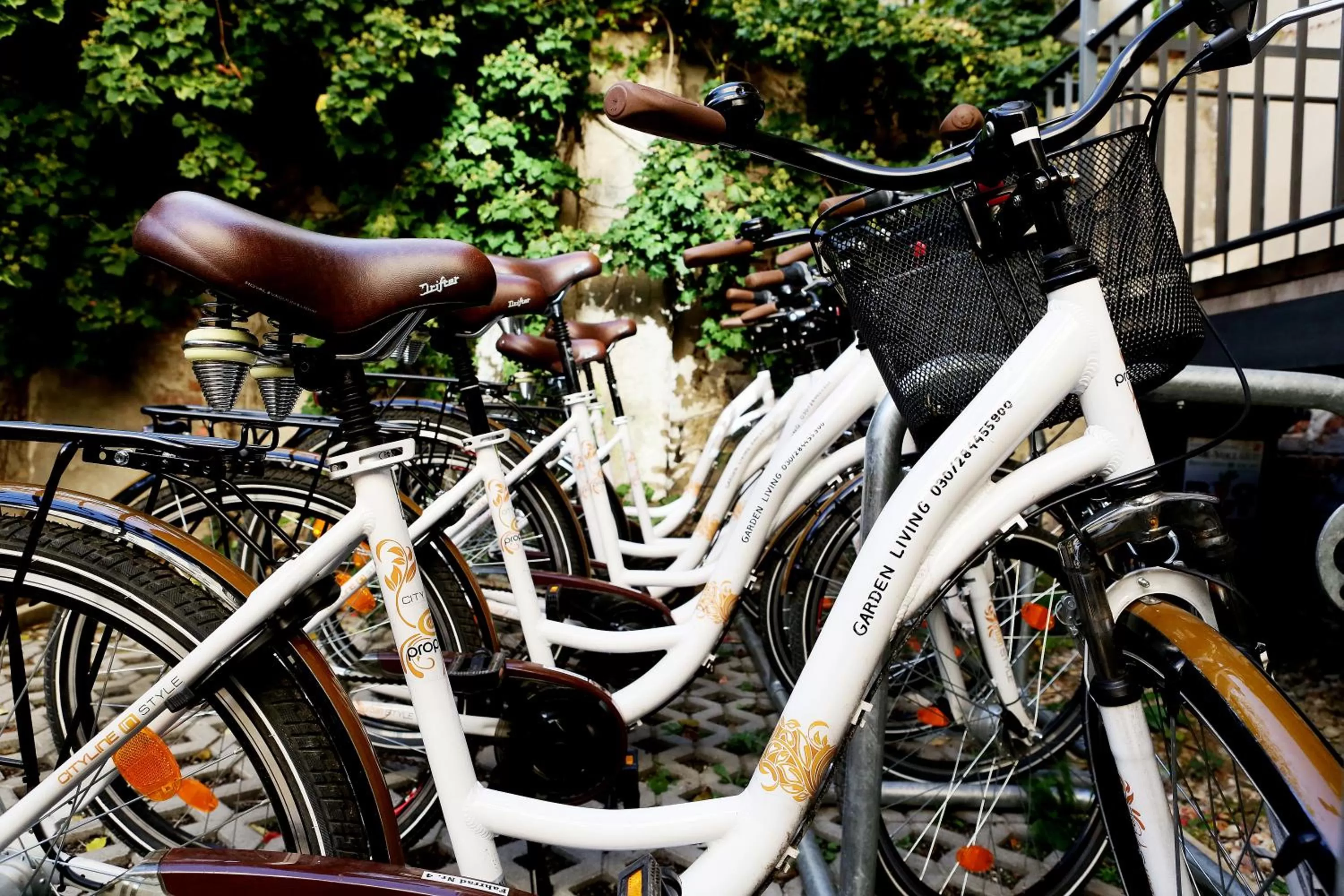 Cycling in Garden Living - Boutique Hotel