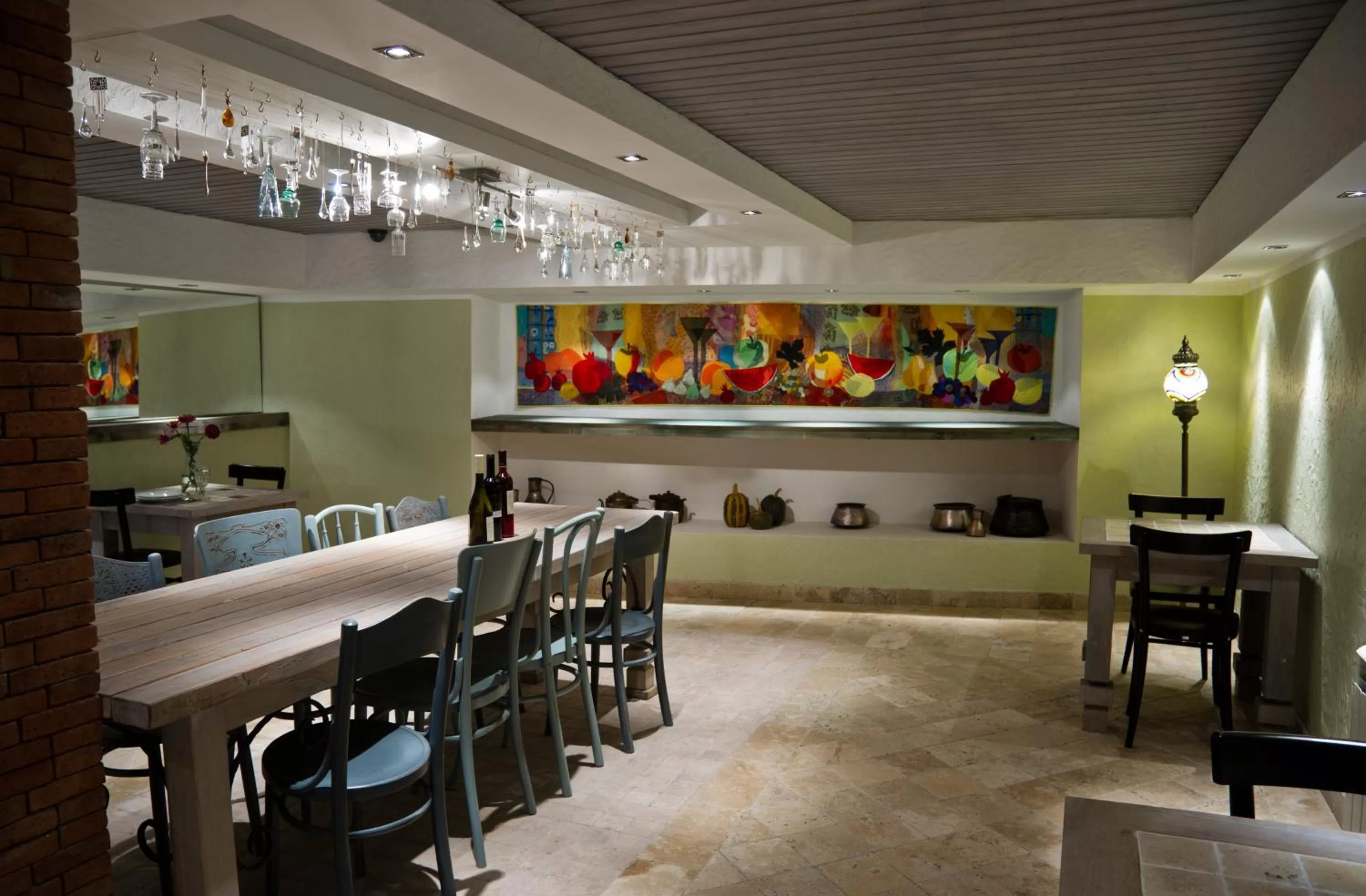 Restaurant/places to eat in No12 Boutique Hotel