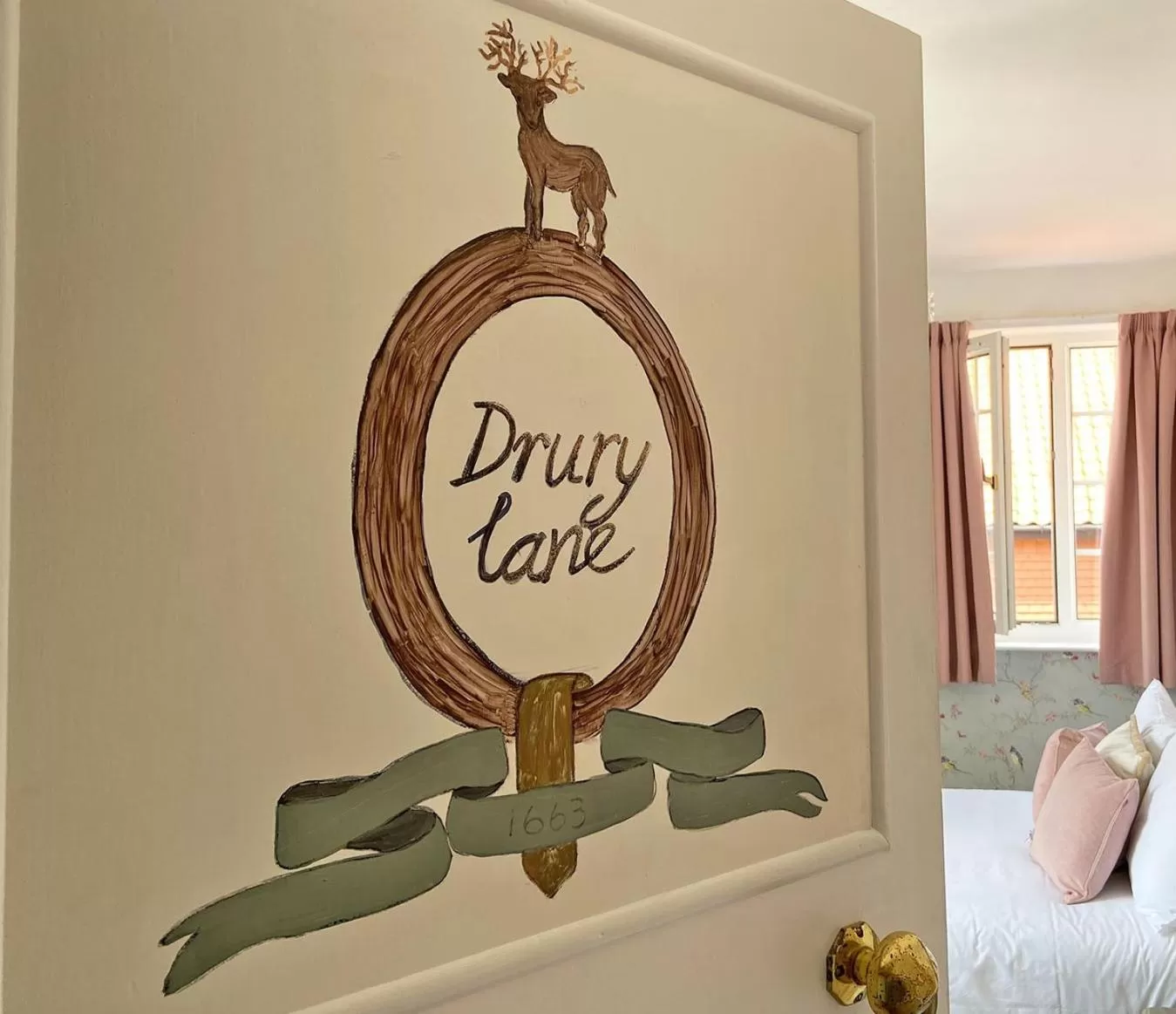 Deluxe Double Room with Bath in Burlington Berties Boutique Hotel