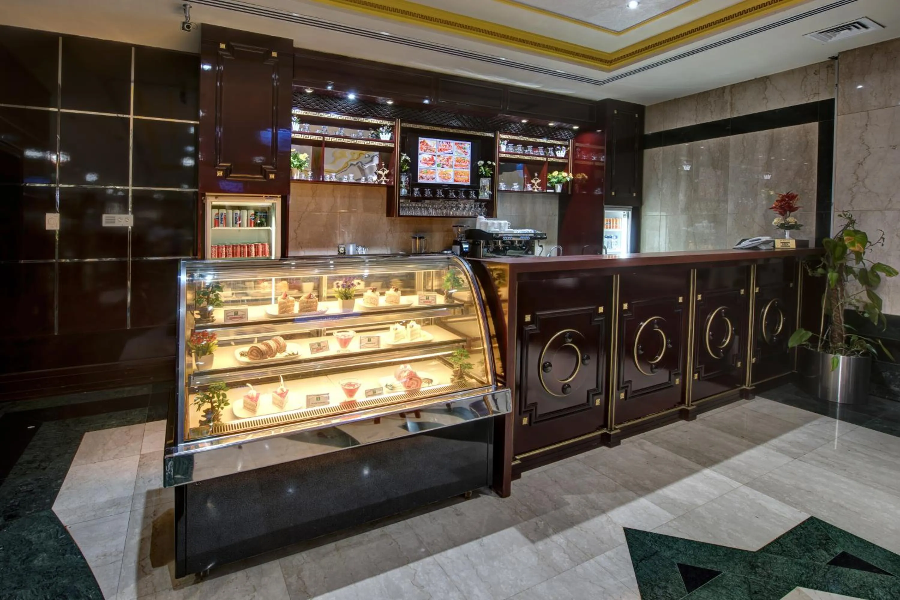 Lounge or bar in Comfort Inn Hotel Deira