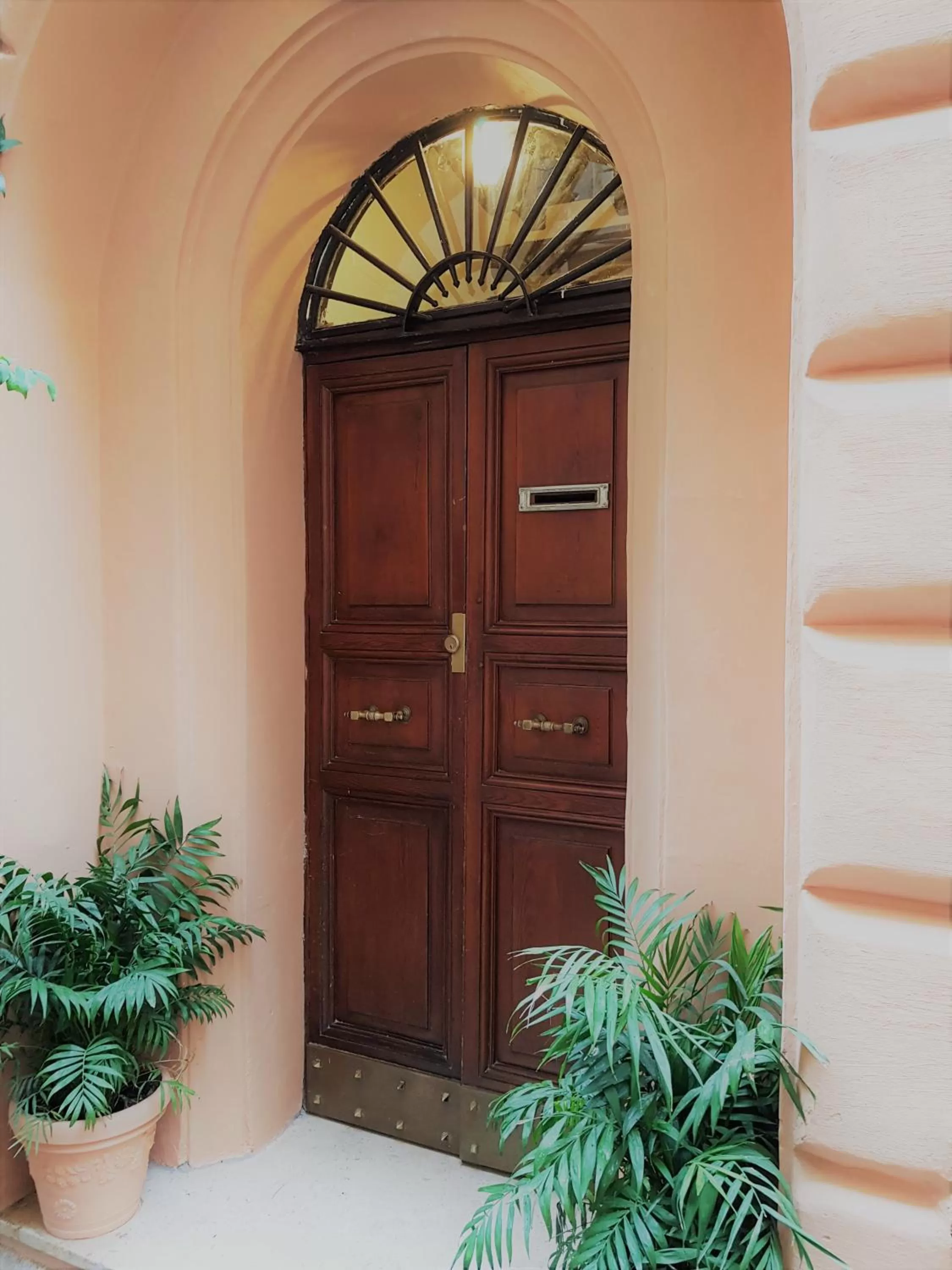 Facade/entrance in Harry's Bar Trevi Hotel & Restaurant