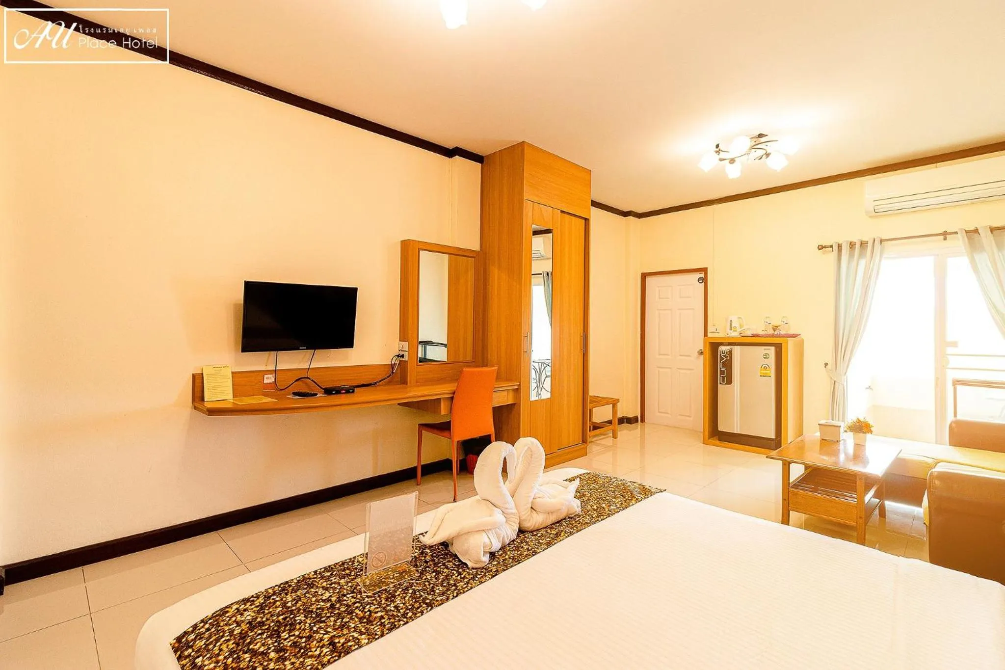 Bed in AU Place Hotel