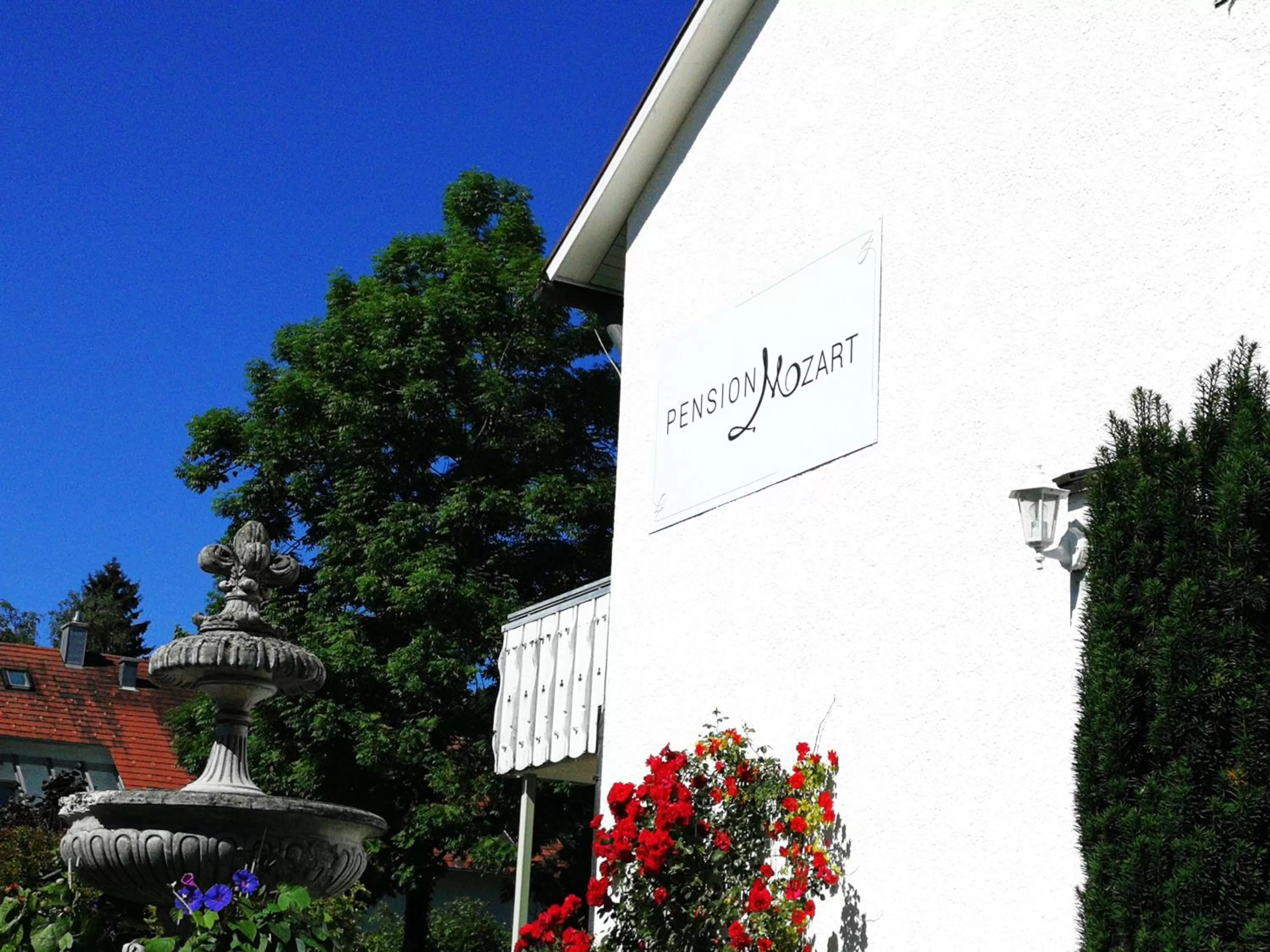 Property Logo/Sign in Pension Mozart