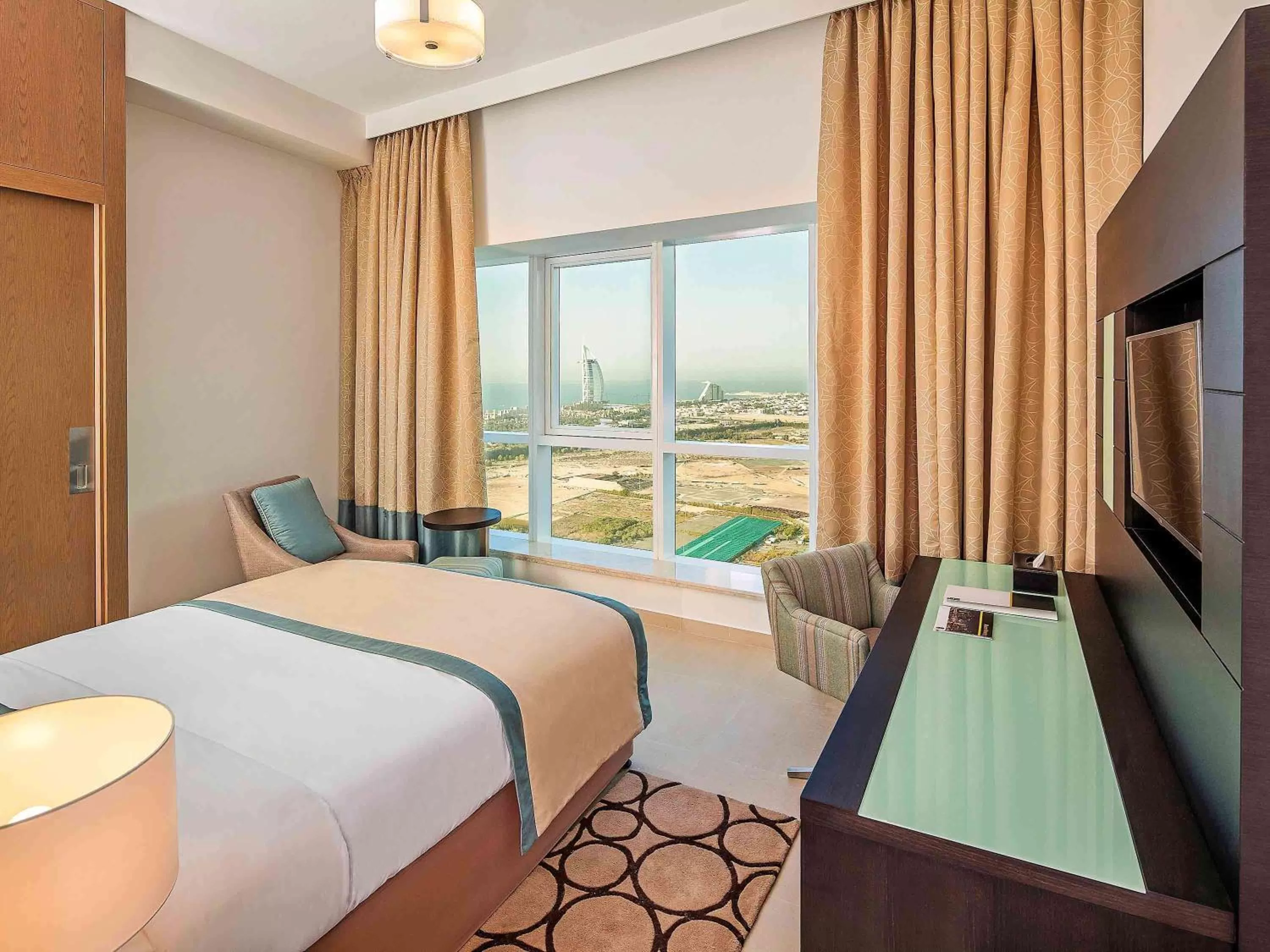 Photo of the whole room, Bed in Adagio Premium Dubai Al Barsha