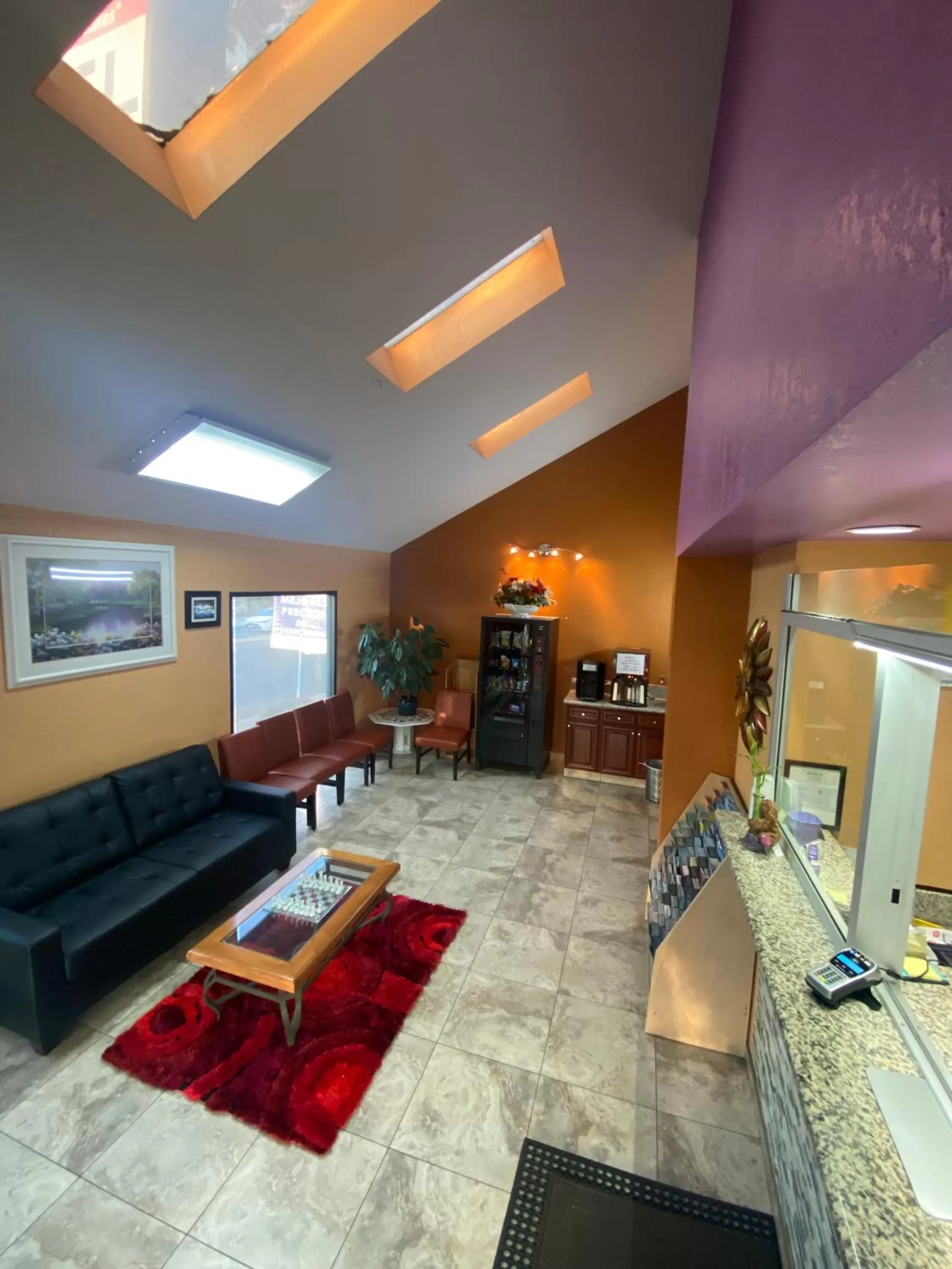 Lobby or reception in Welcome Inn Corona