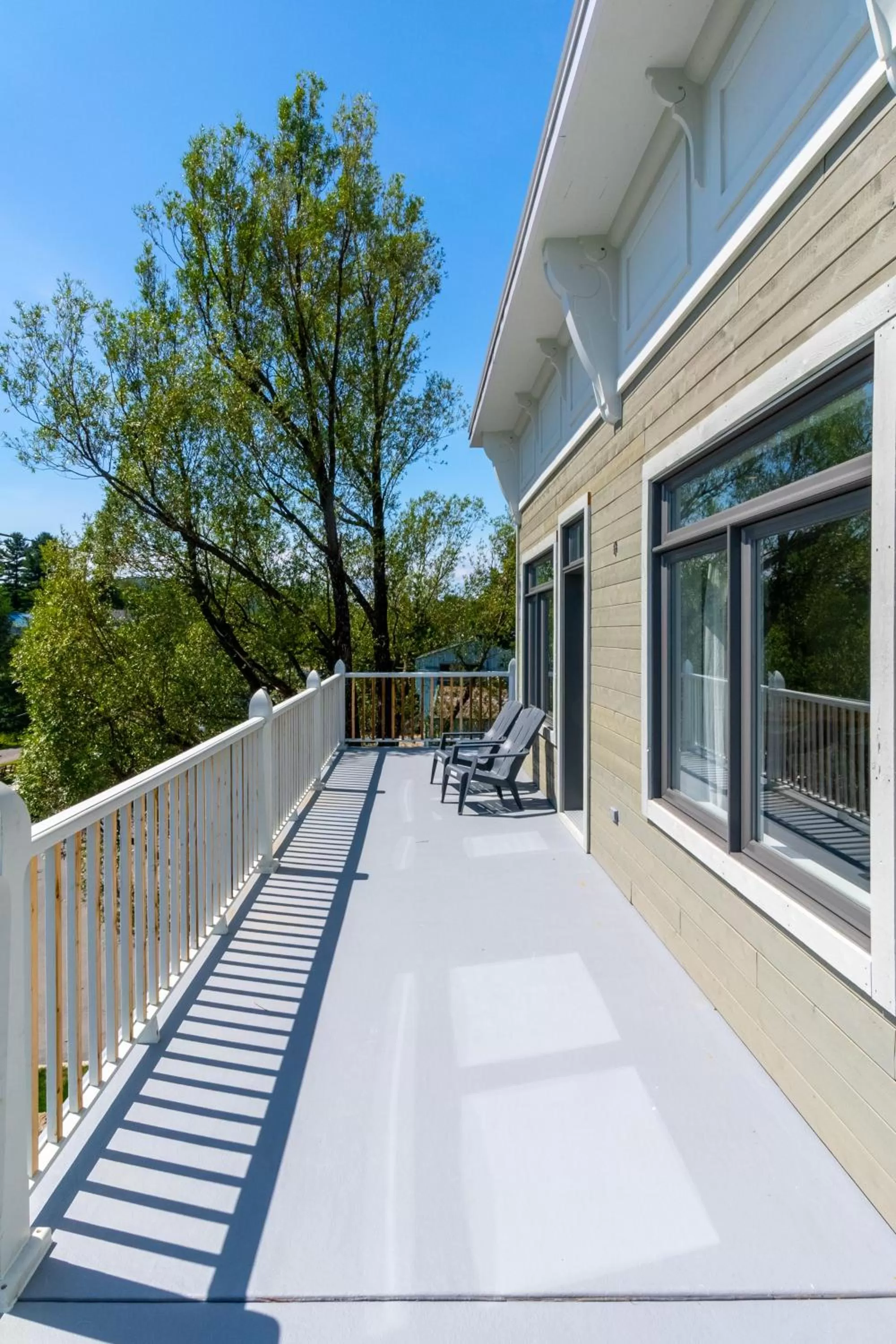 Balcony/Terrace in Hôtel Val-David - Appartements de la Gare