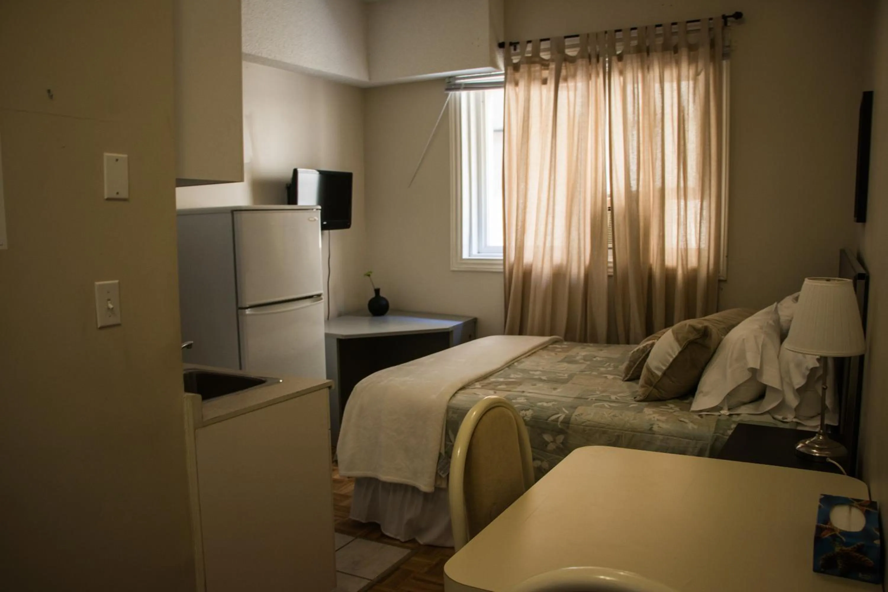 Bedroom, Bed in Saint Lawrence Residences and Suites