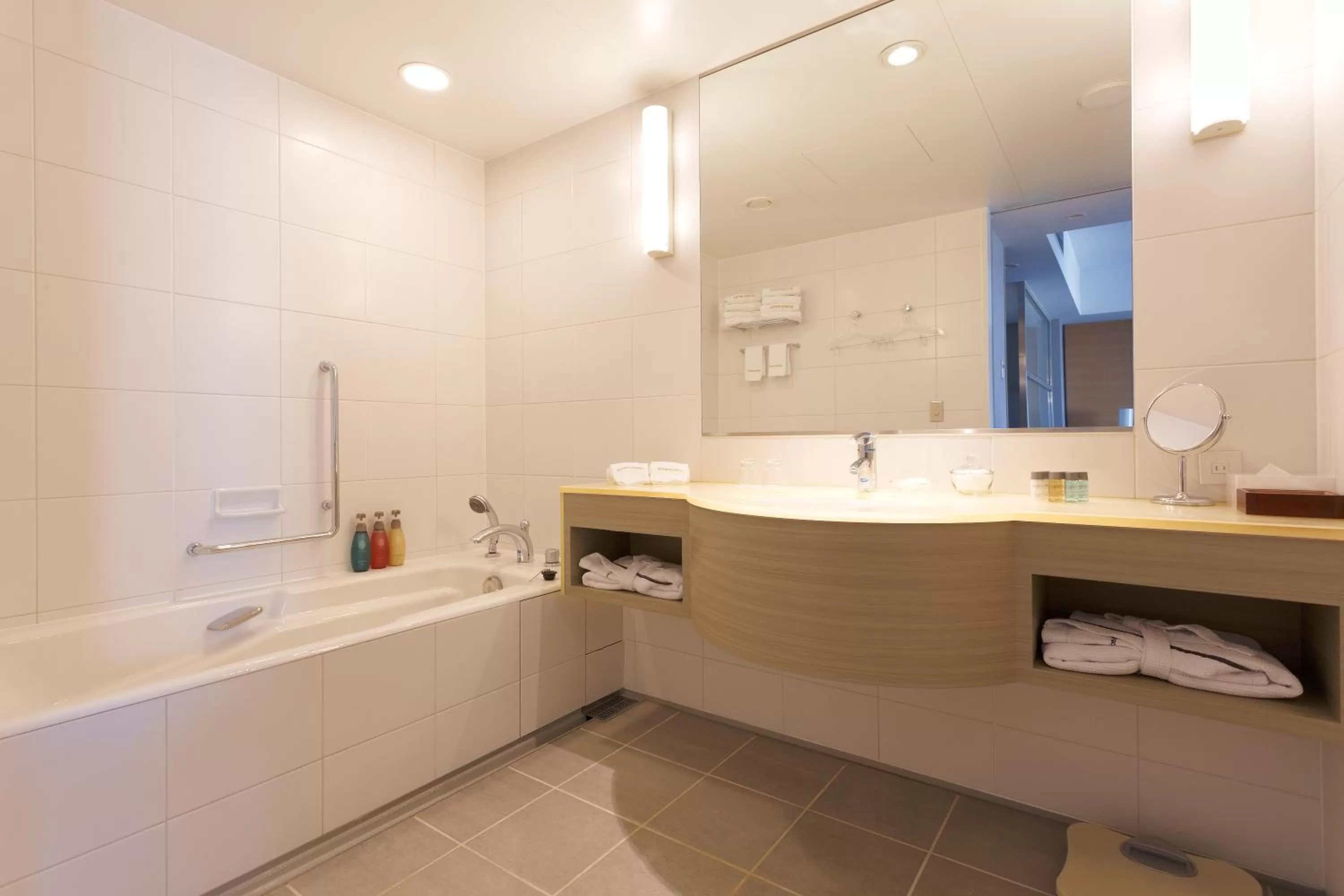 Bathroom in Haneda Excel Hotel Tokyu Haneda Airport Terminal 2