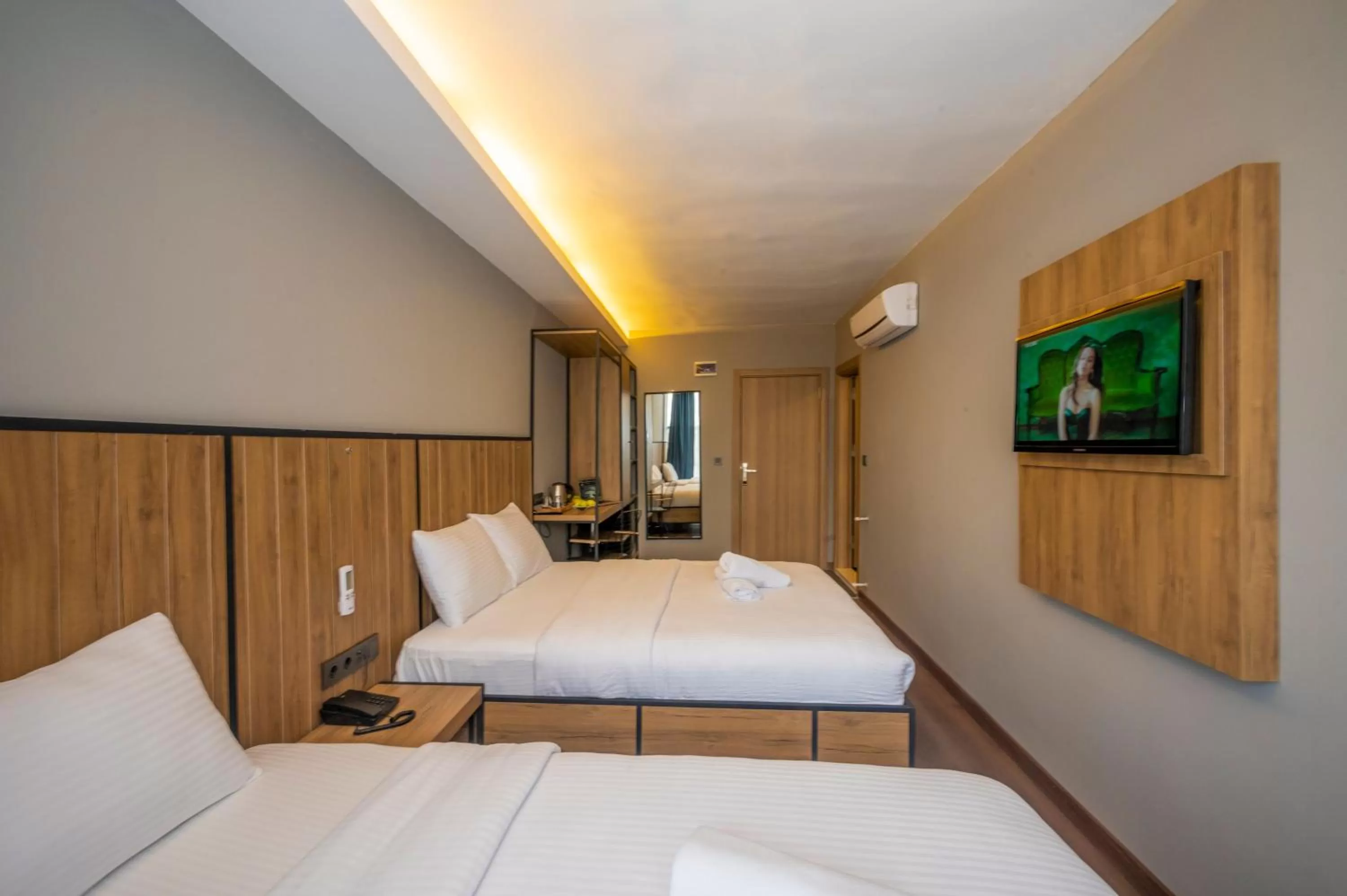 Photo of the whole room, Bed in Çorlu Dem Hotel