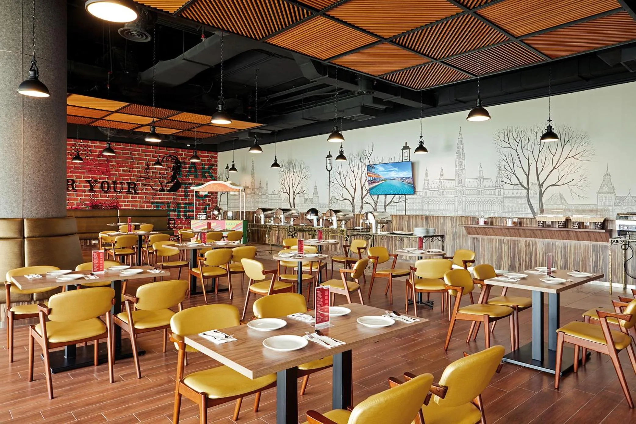 Restaurant/places to eat in Sunway Velocity Hotel Kuala Lumpur