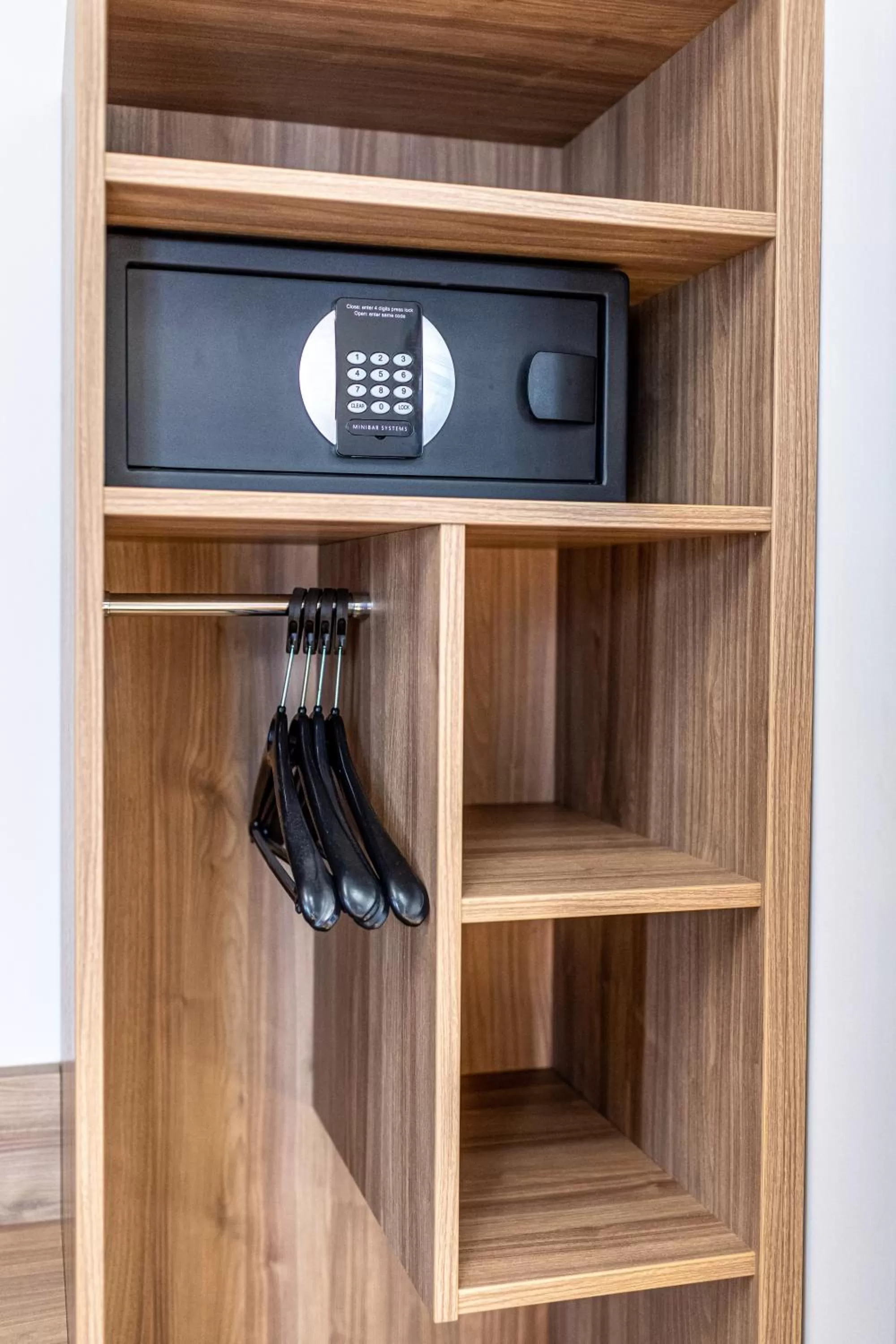 safe in Hôtel de Bellevue Paris Gare du Nord