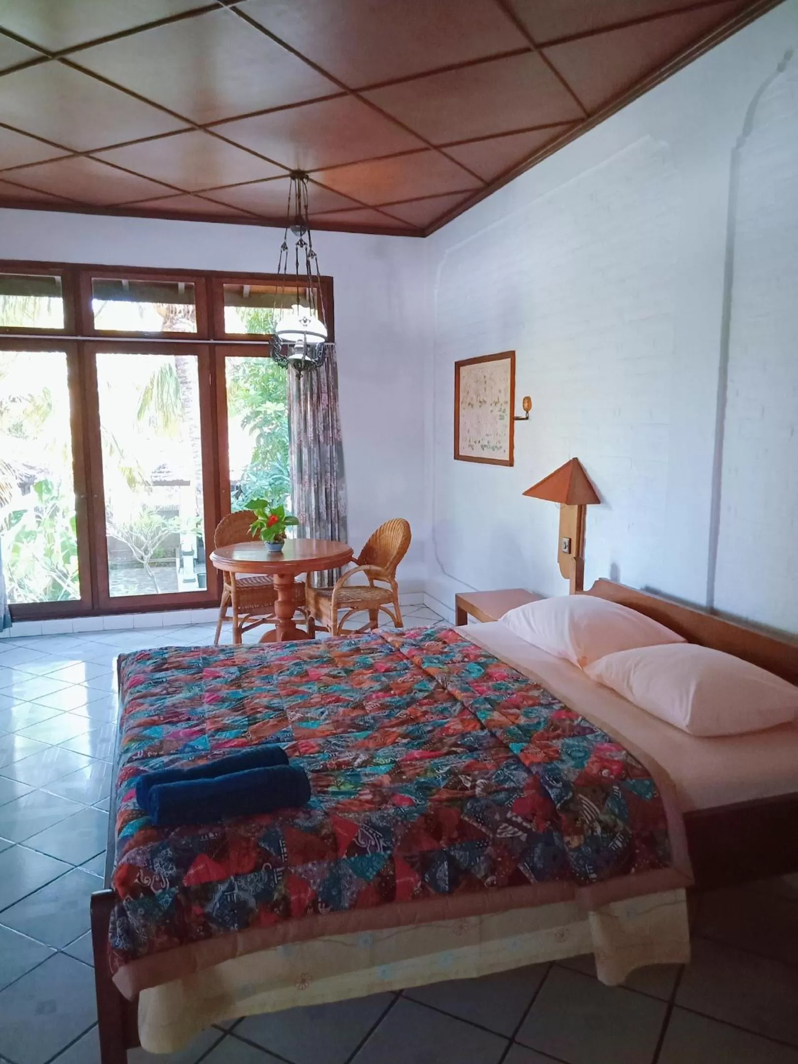 Property building, Bed in Rini hotel