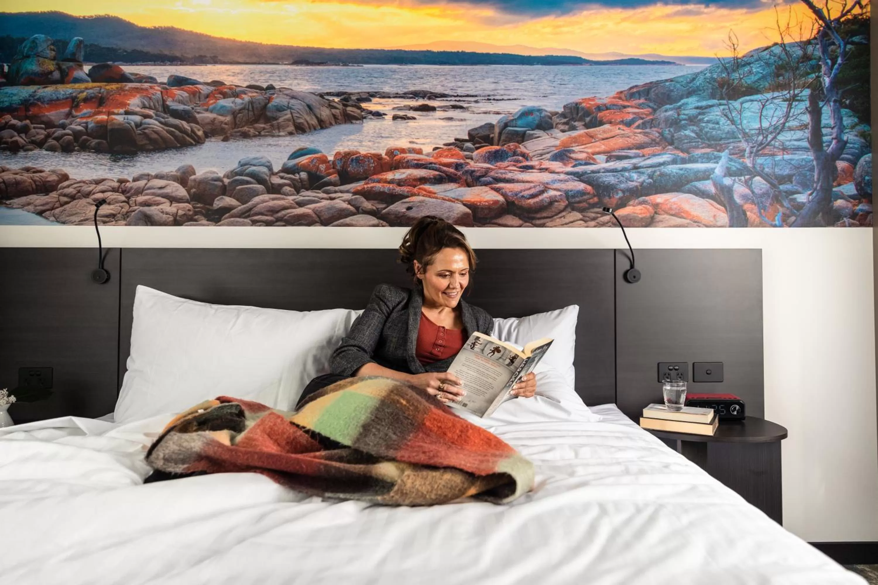 Bed in Novotel Devonport