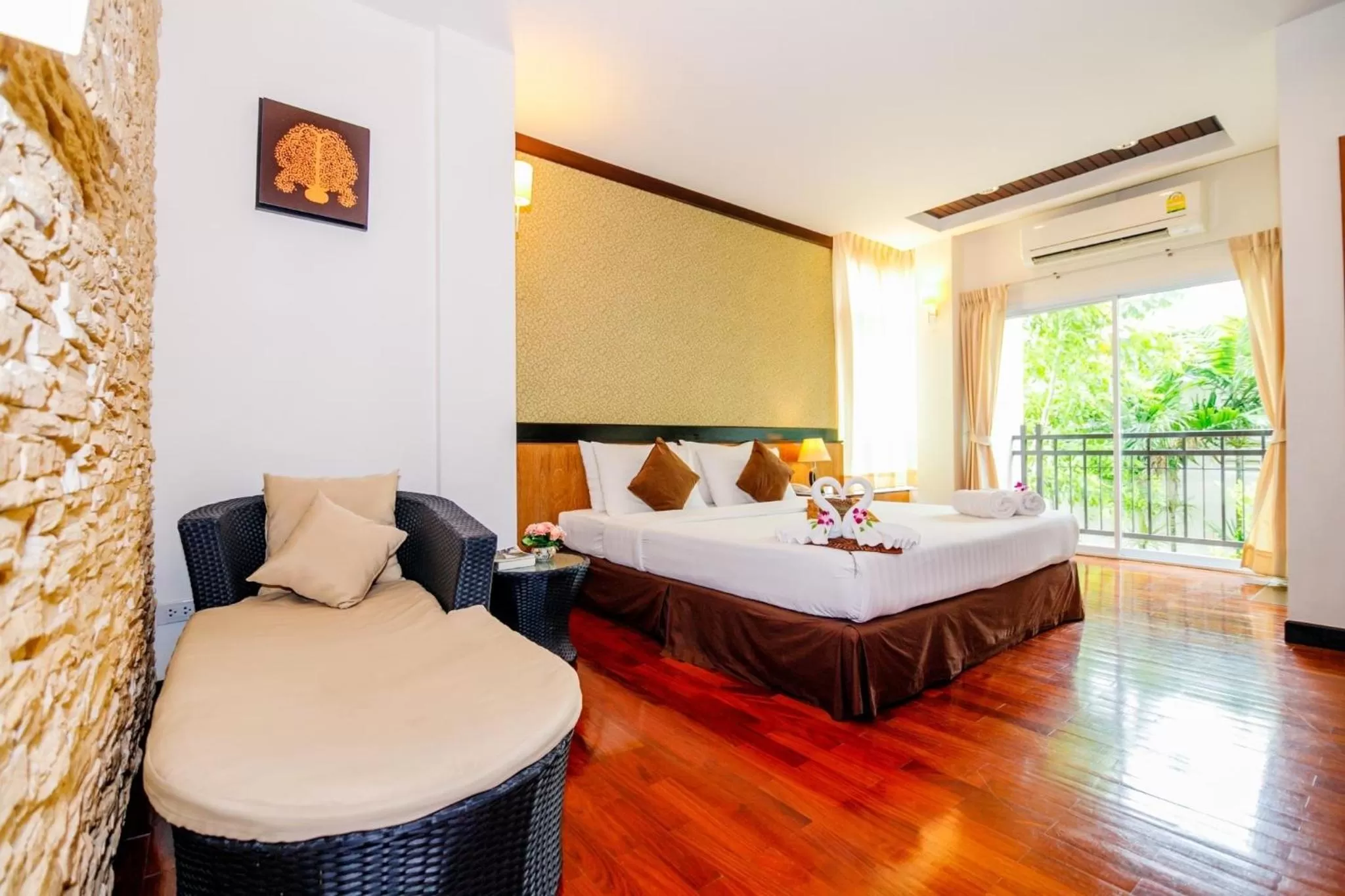 Bed in Rapeepan Ville Hotel