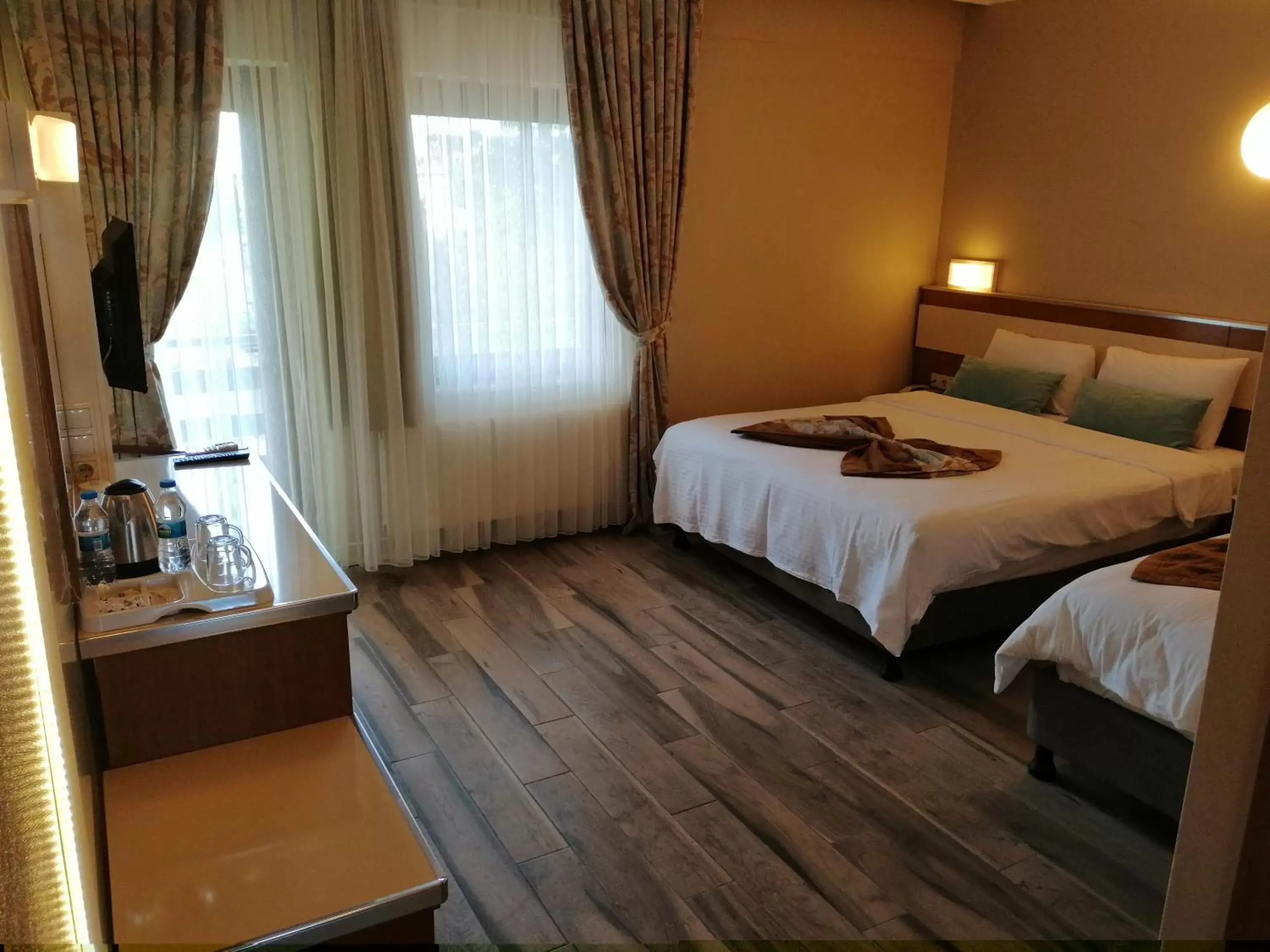Deluxe Double or Twin Room in Iris Hotel & Spa Deluxe Double or Twin Room in Iris Hotel & Spa