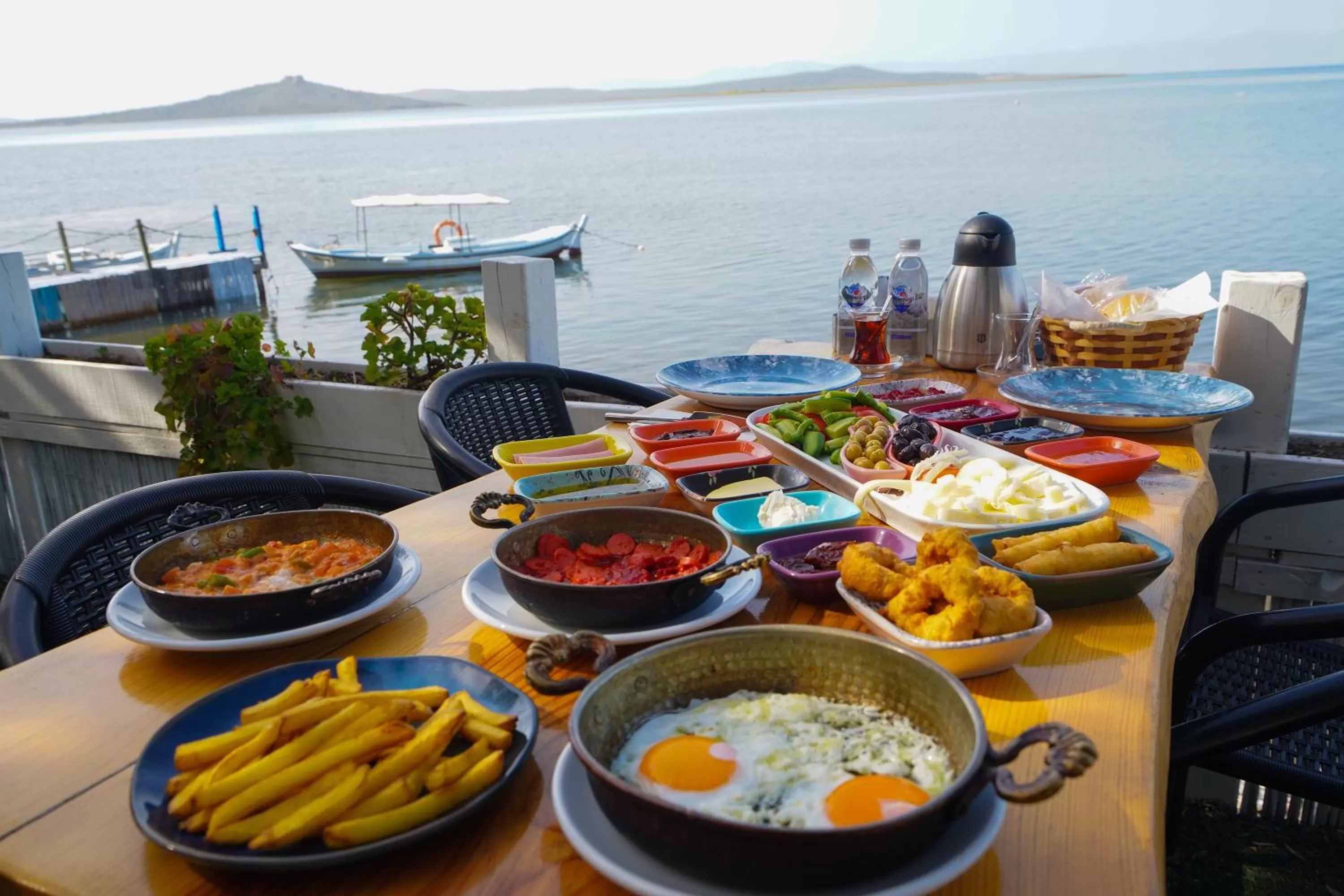 Food and drinks in QCUNDA OTEL