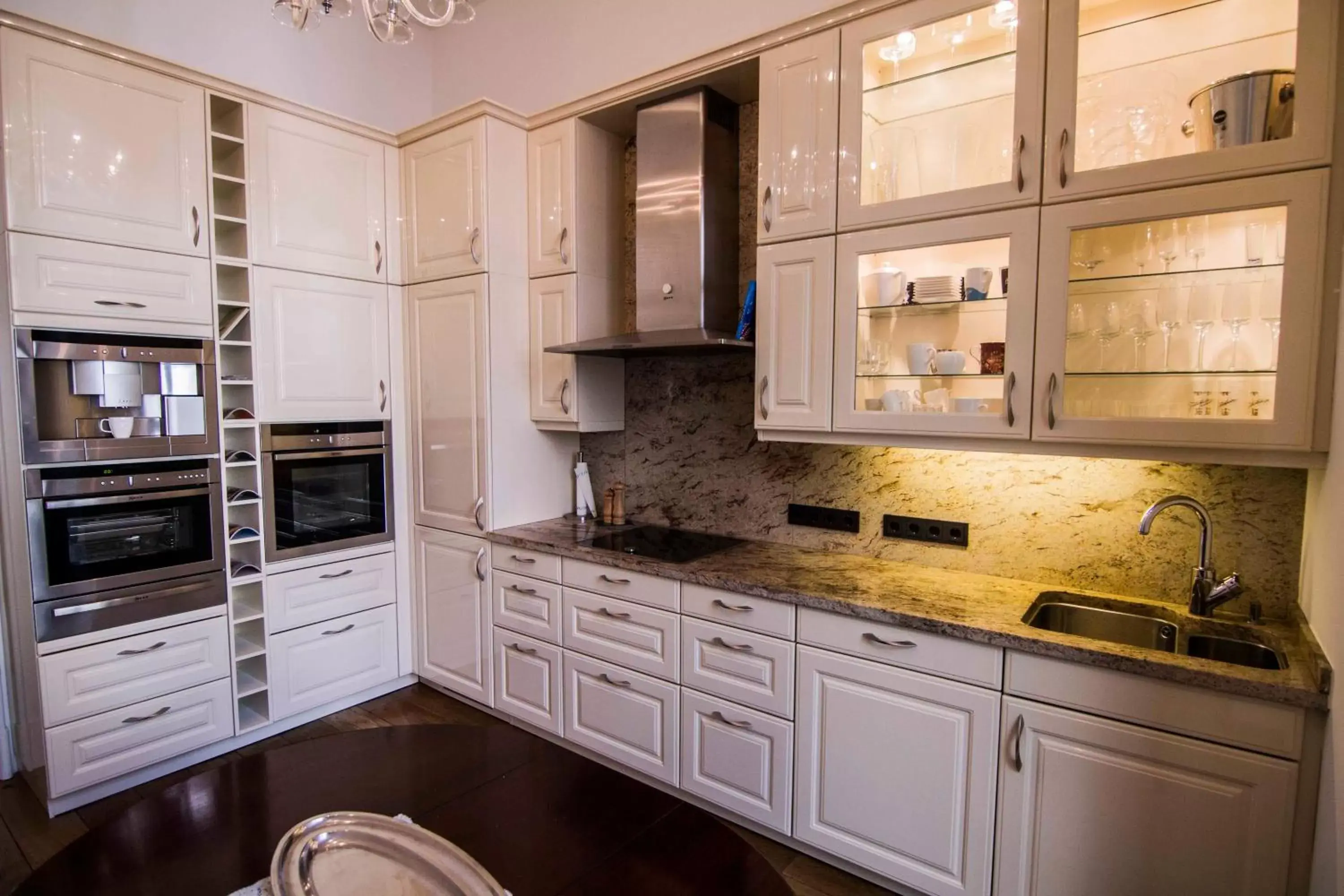 Grand Suite in Haven Hotels - Helvetia Suites Grand Suite in Haven Hotels - Helvetia Suites