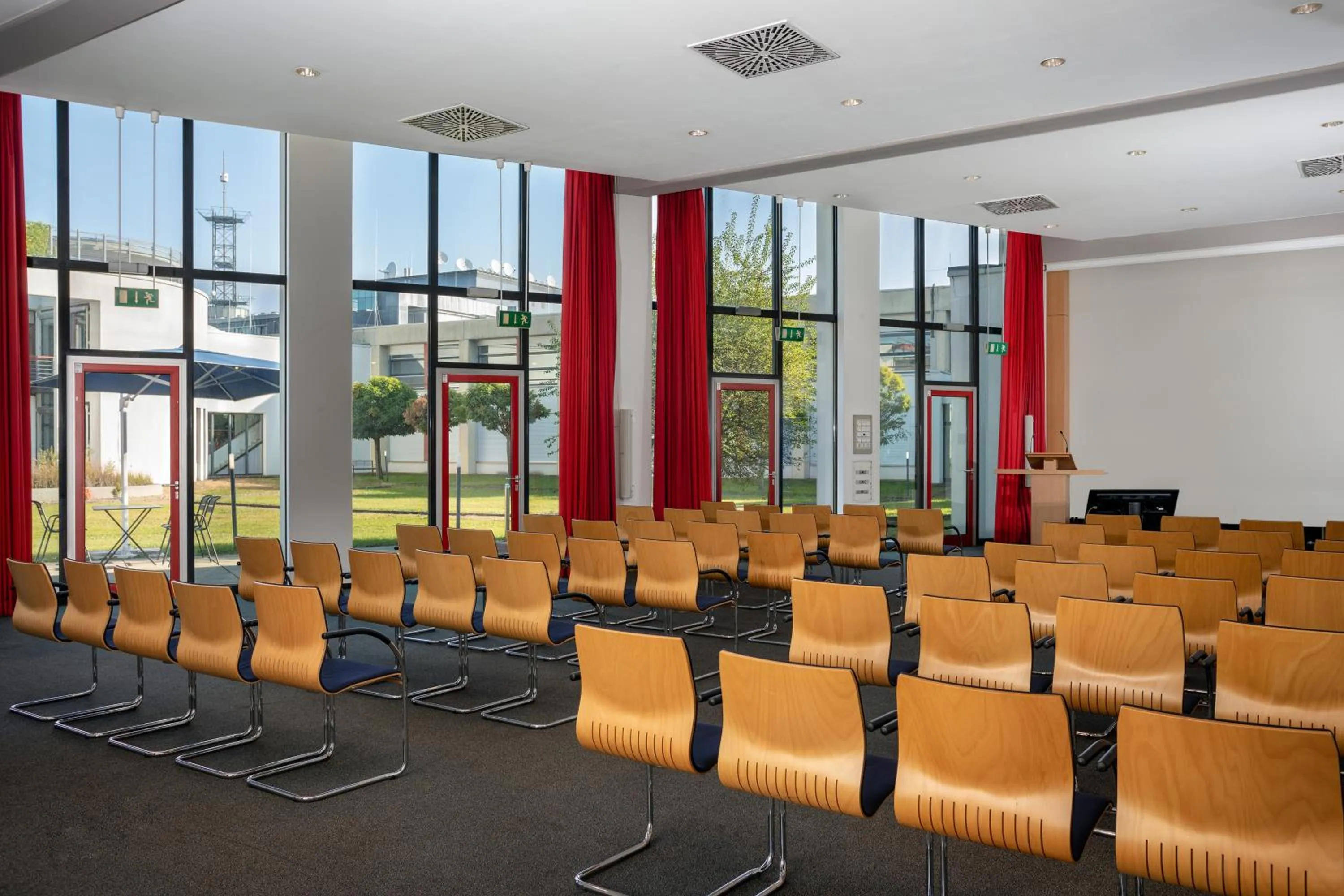 Business facilities in The Hotel Darmstadt