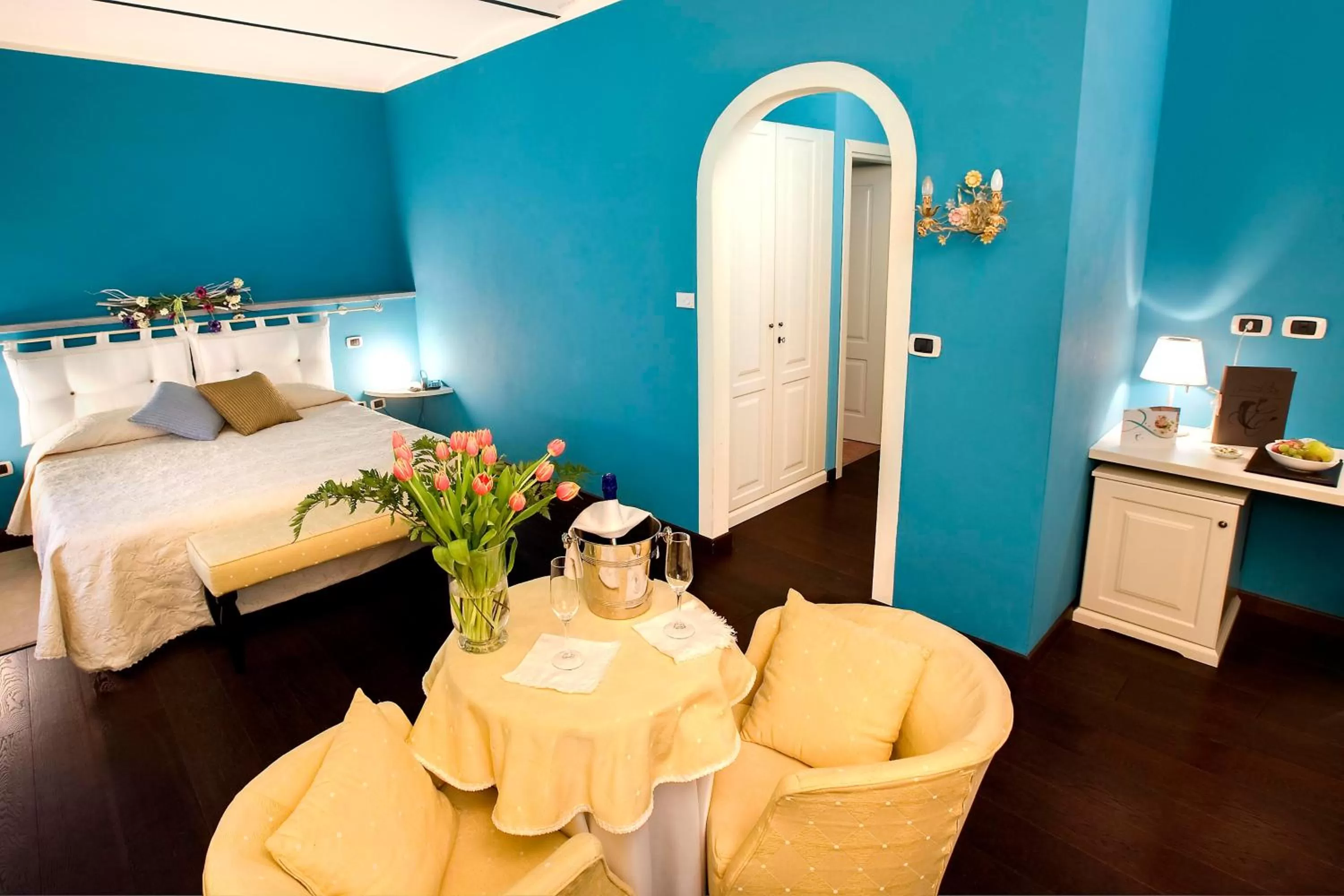 View (from property/room), Bed in Hotel Cascina Di Corte