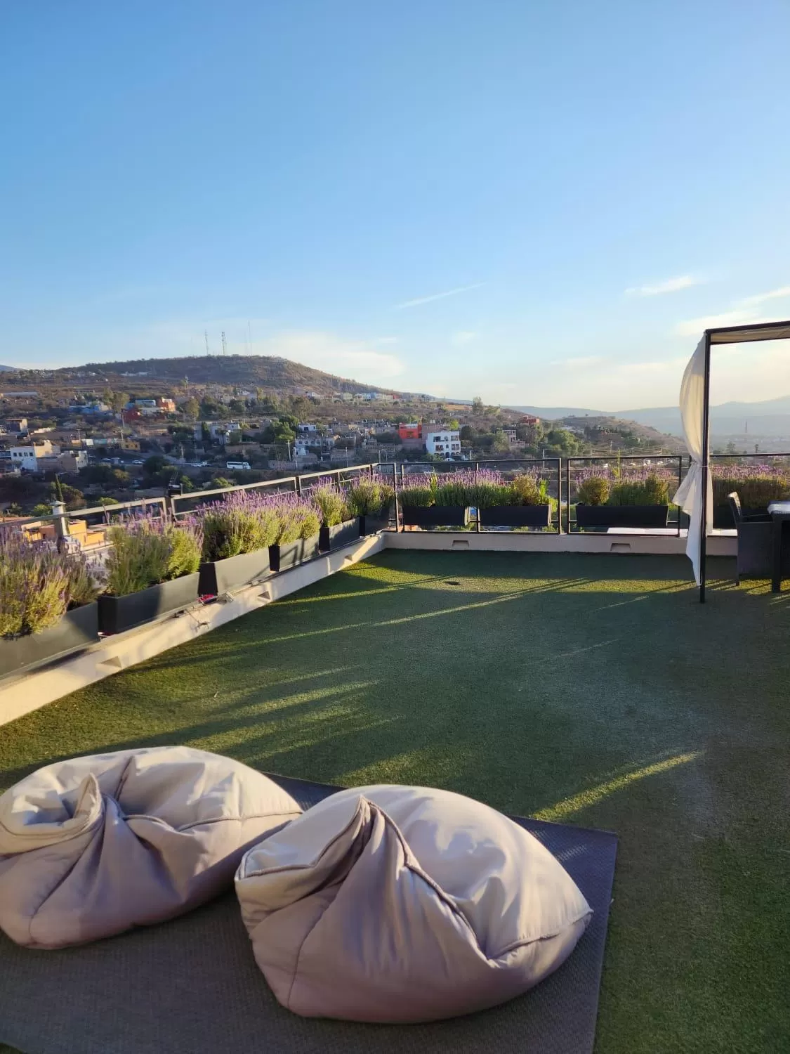 Mountain view in Ilo Rojo San Miguel de Allende Curamoria Collection