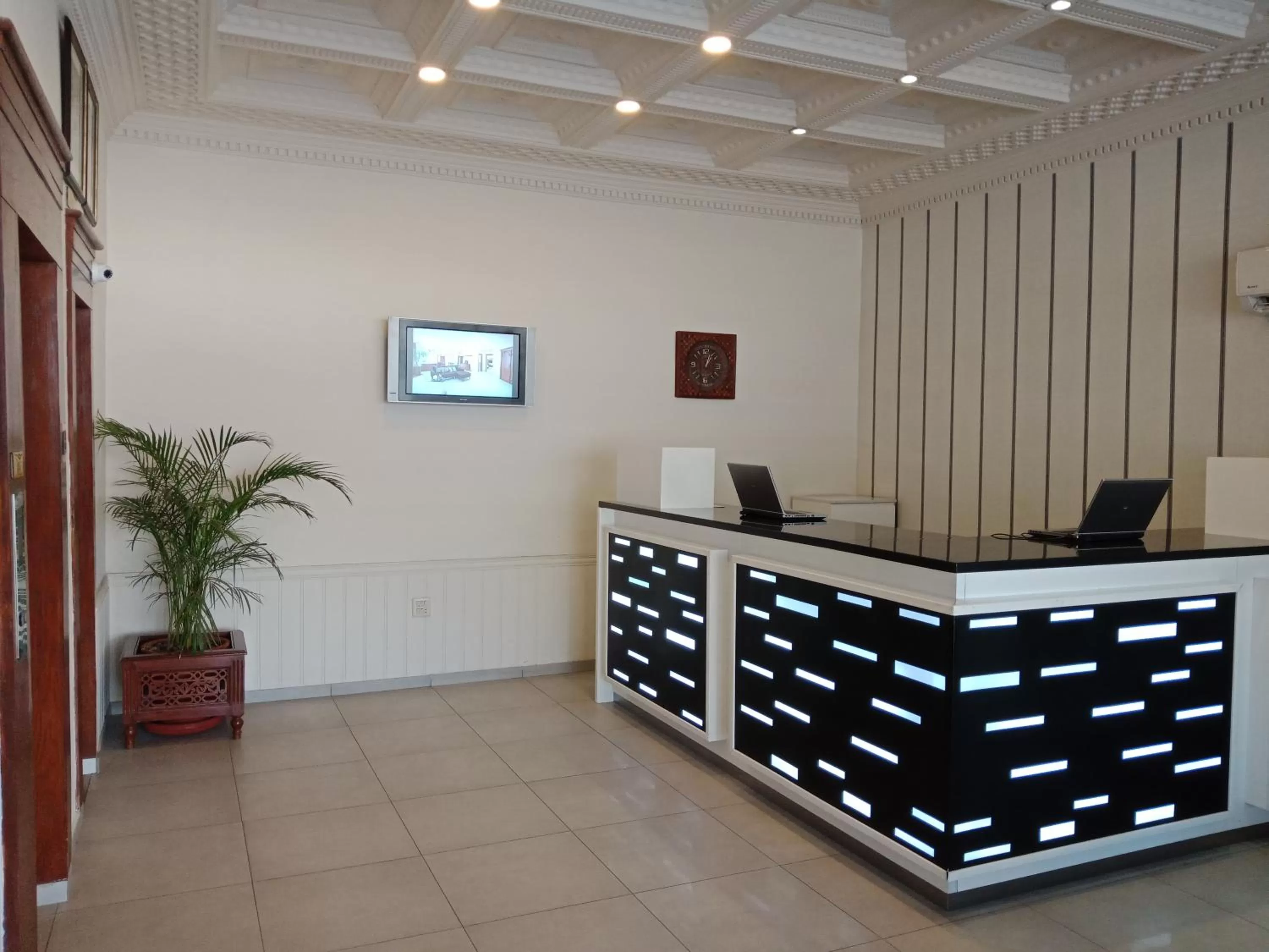 Lobby or reception in Avari Xpress Faisalabad