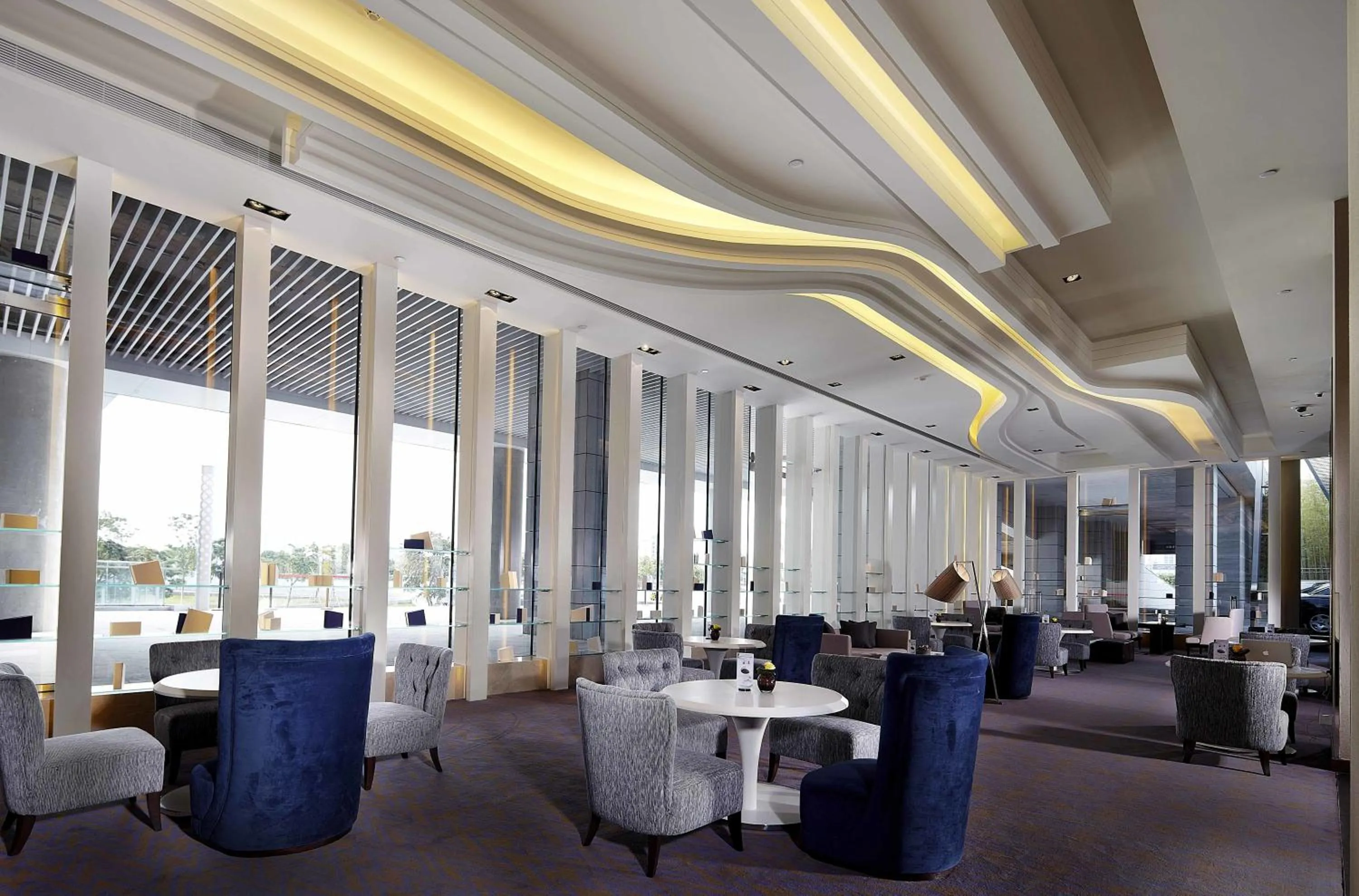 Lounge or bar in Hotel Kapok Shenzhen Bay