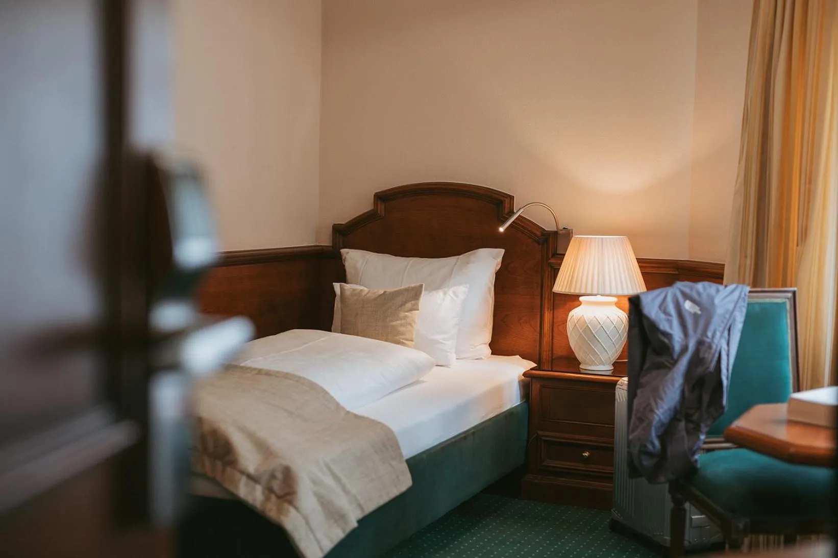 Photo of the whole room, Bed in MANNI das Hotel