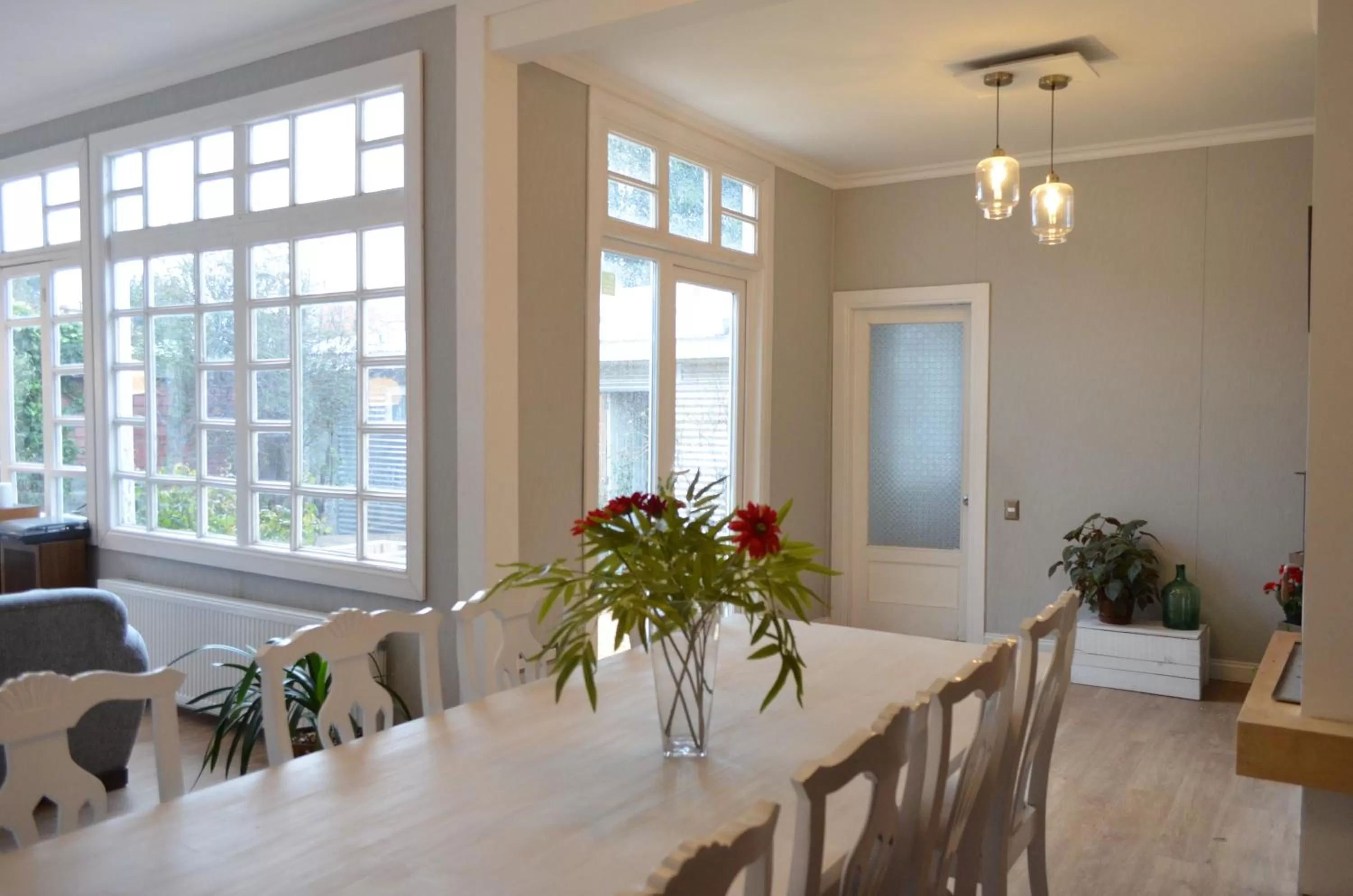 Dining area in Hostal Boutique Puerta Roja