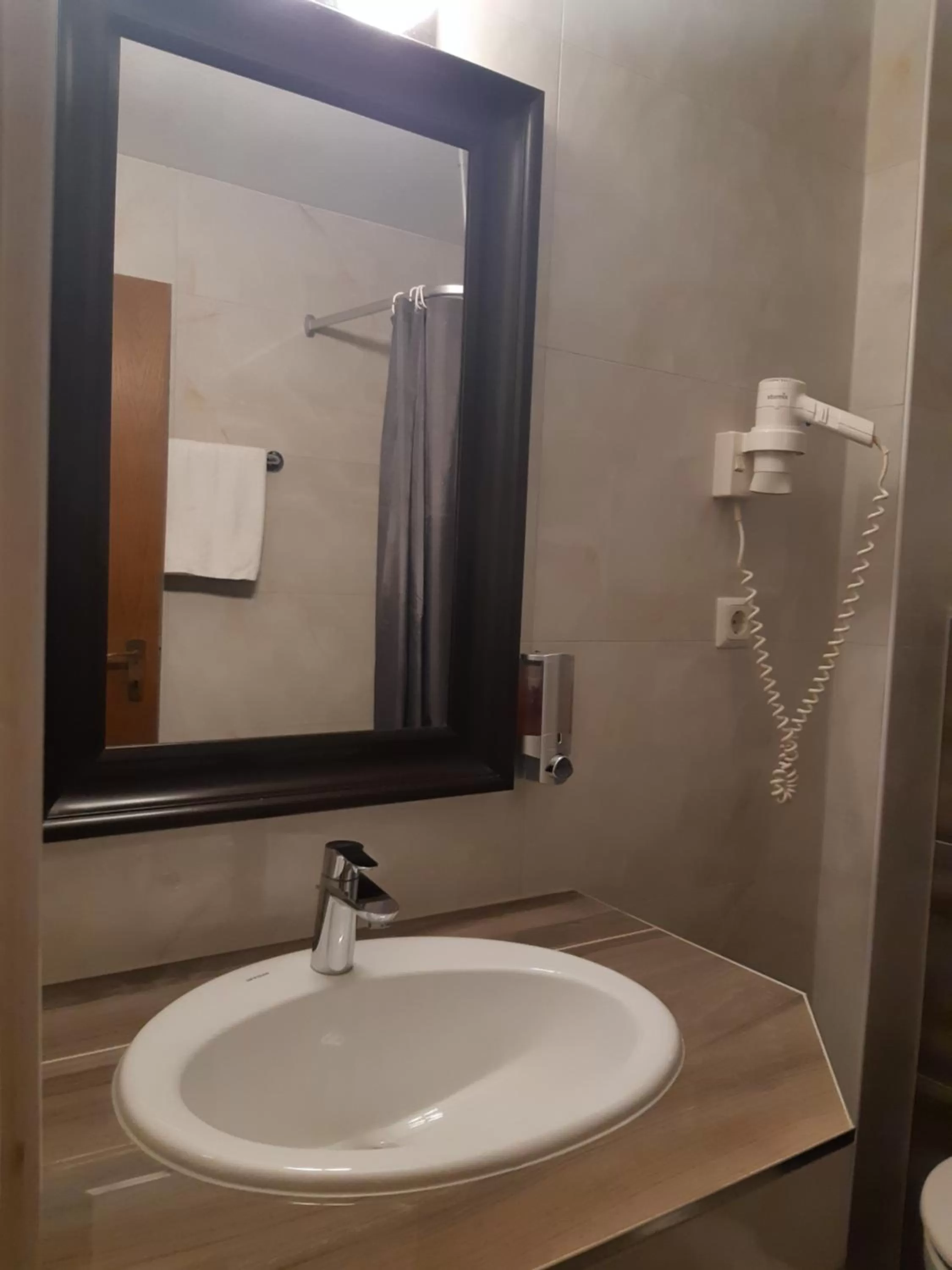 Bathroom in Hotel Lorien