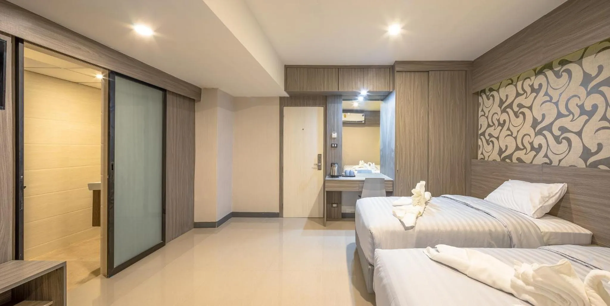 Bed in Sound@sleep Hotel