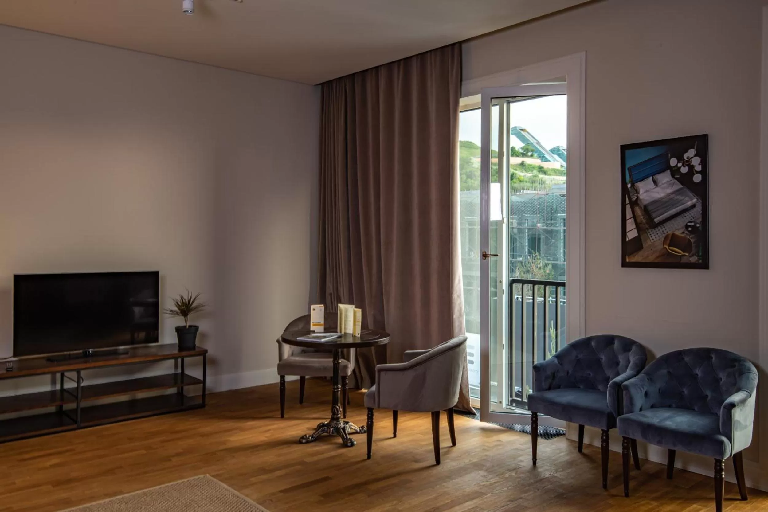 Seating Area in Warm House Apart Hotel