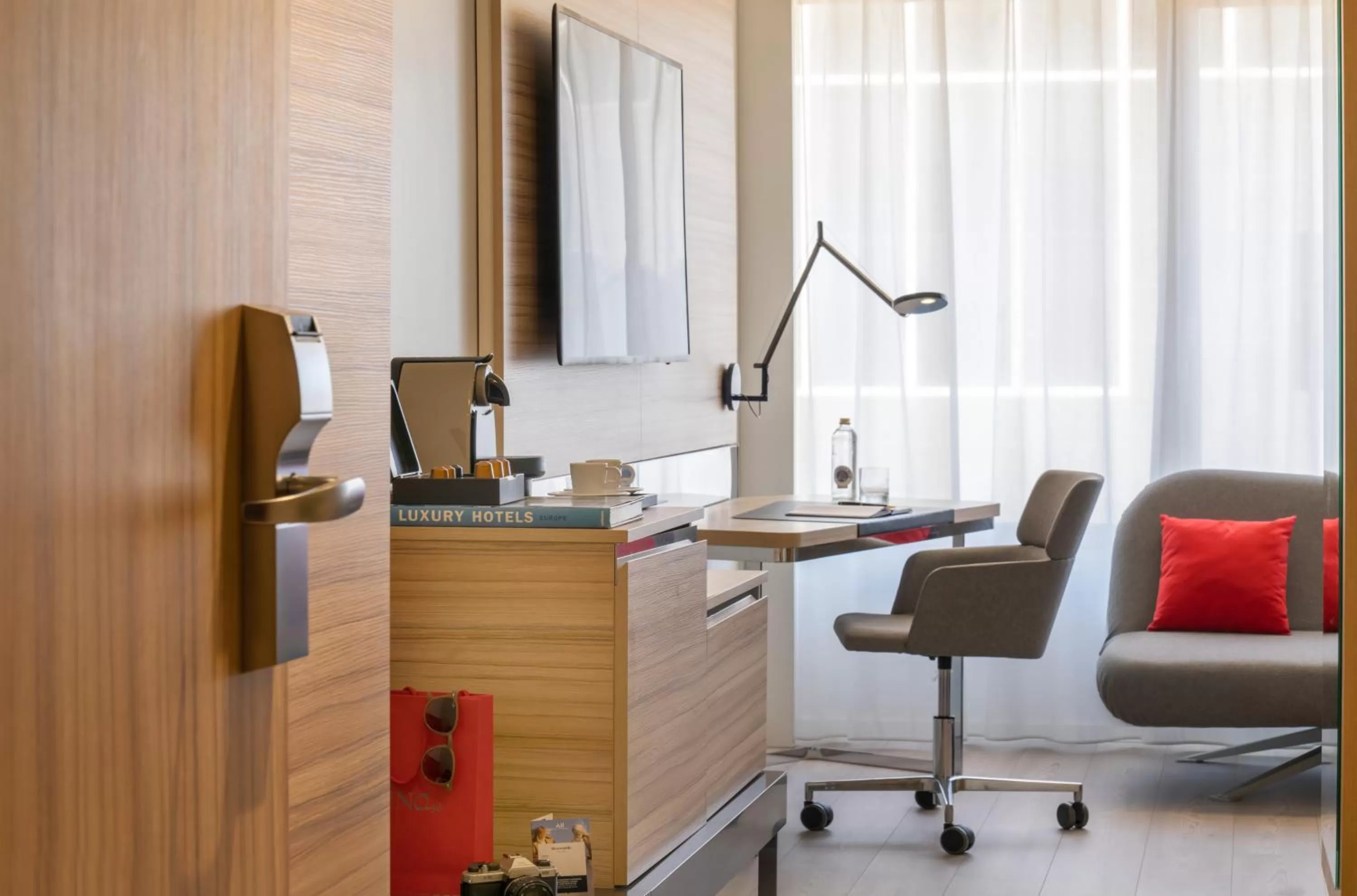 Seating area in Novotel Campo De Las Naciones