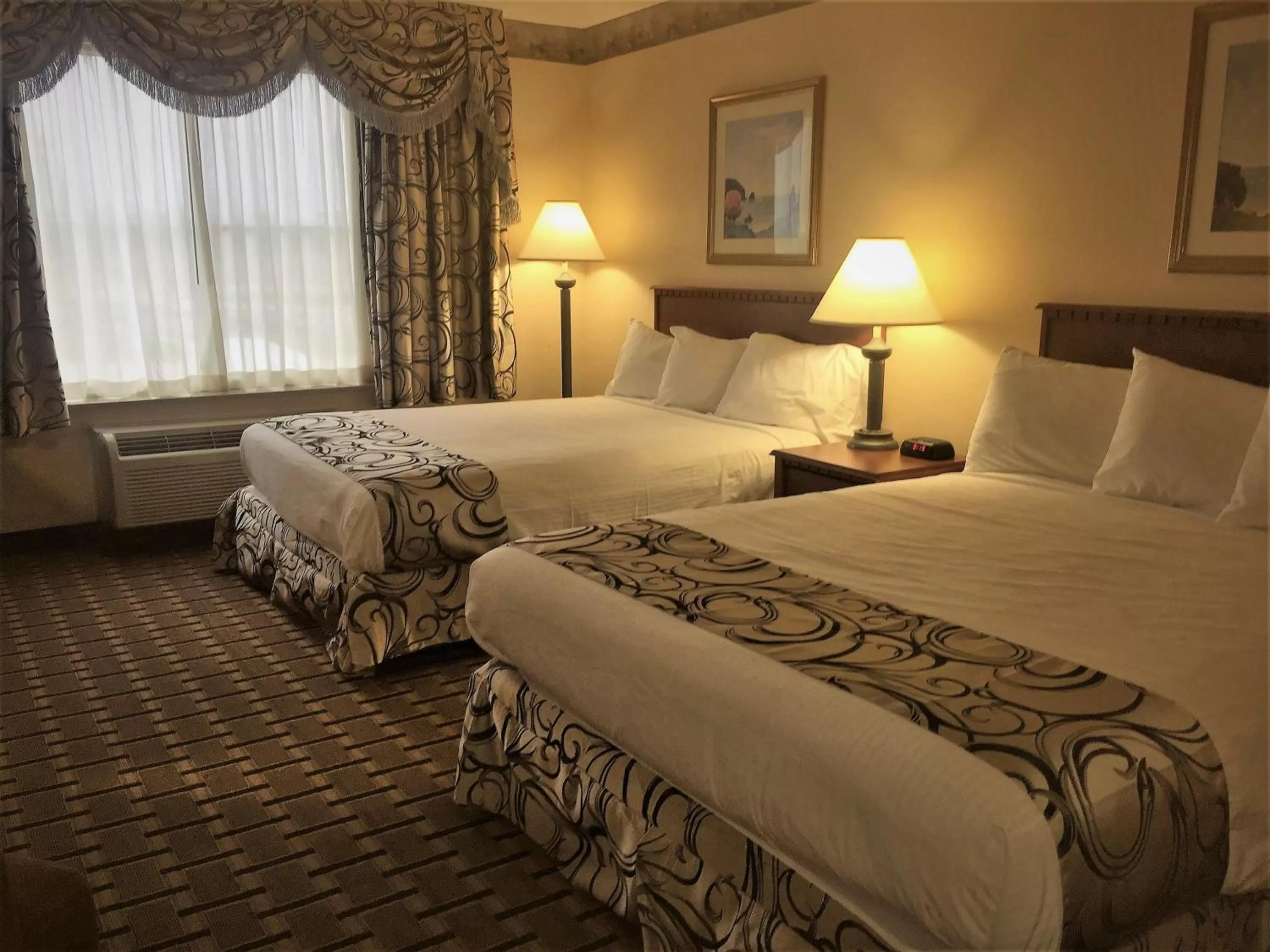 Bed in Baymont by Wyndham Waterford/Burlington WI