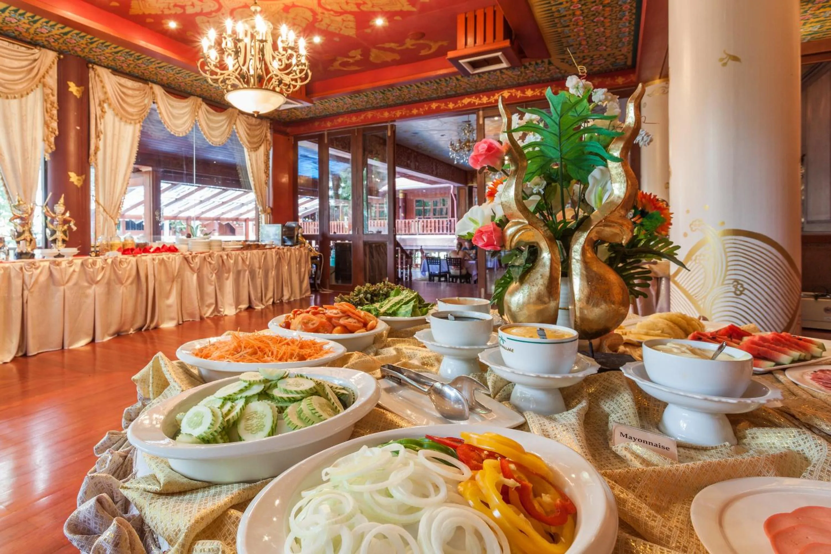 Breakfast in Royal Phawadee Village Patong - 2 Minutes walk to the beach