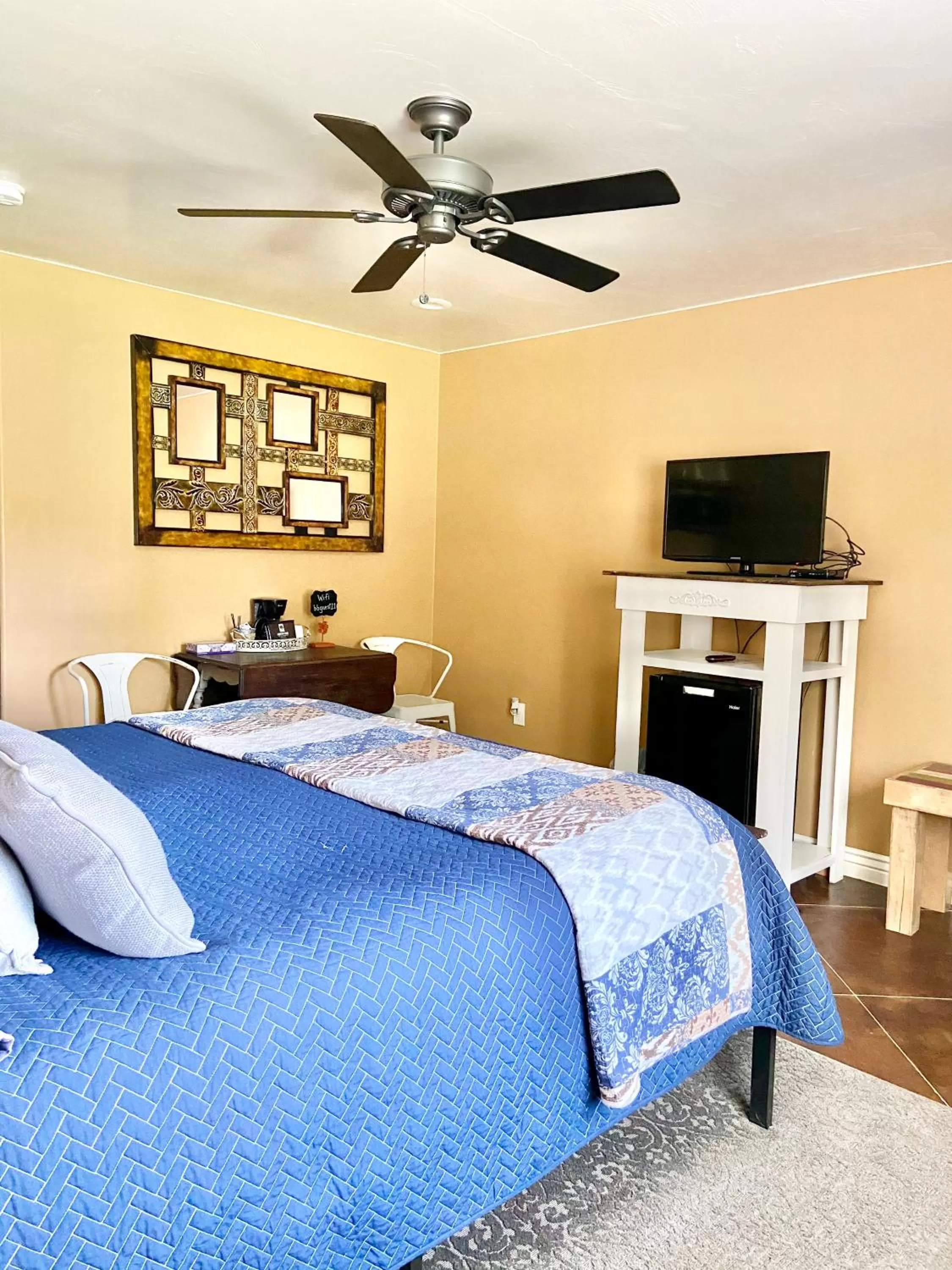Bedroom, Bed in The Panguitch House
