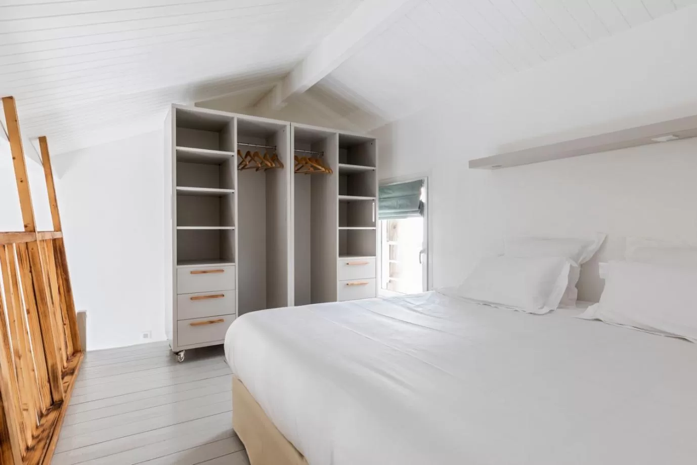 Bed in Côté Océan Resort