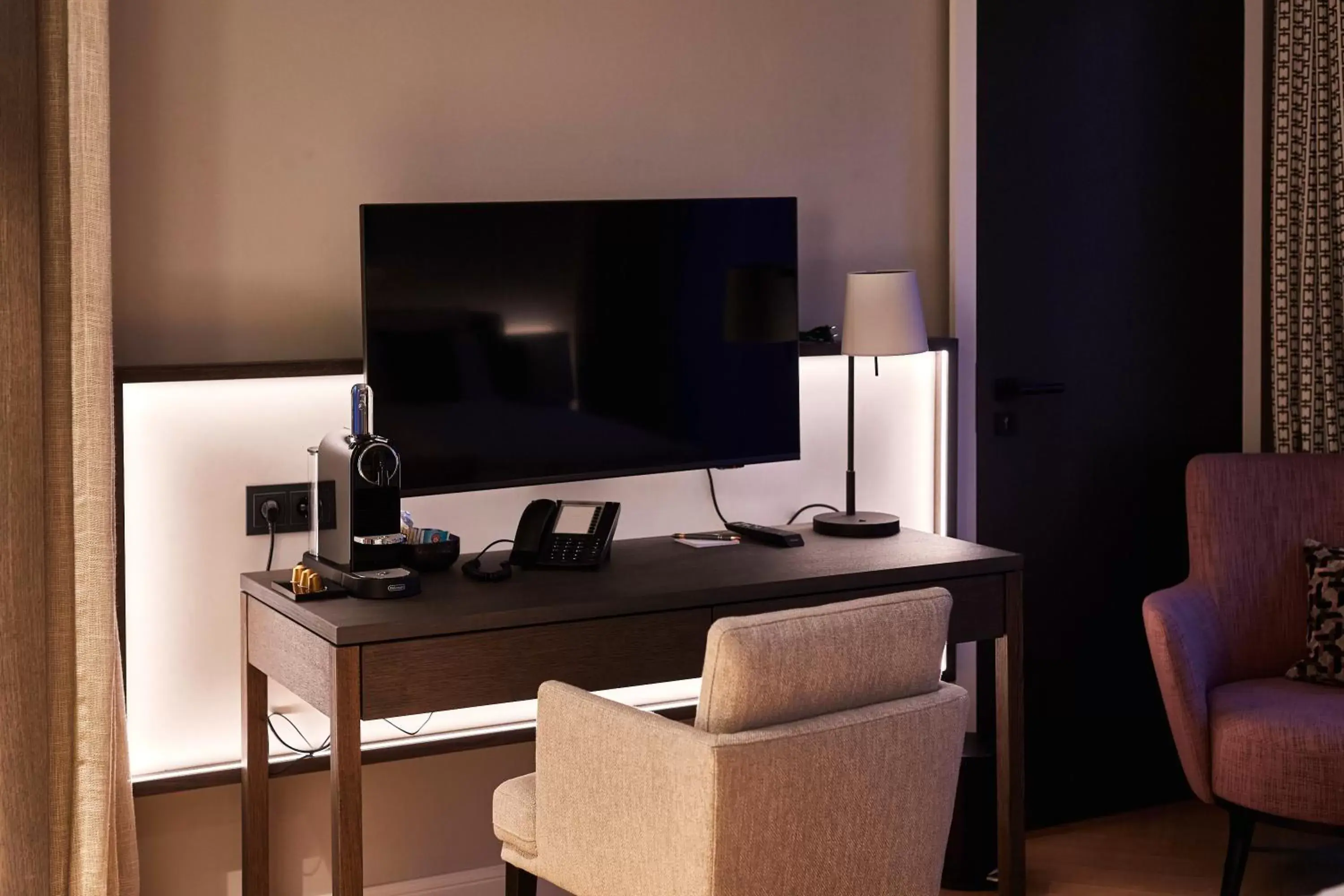 Standard Double Room in Clounys Hotel Standard Double Room in Clounys Hotel