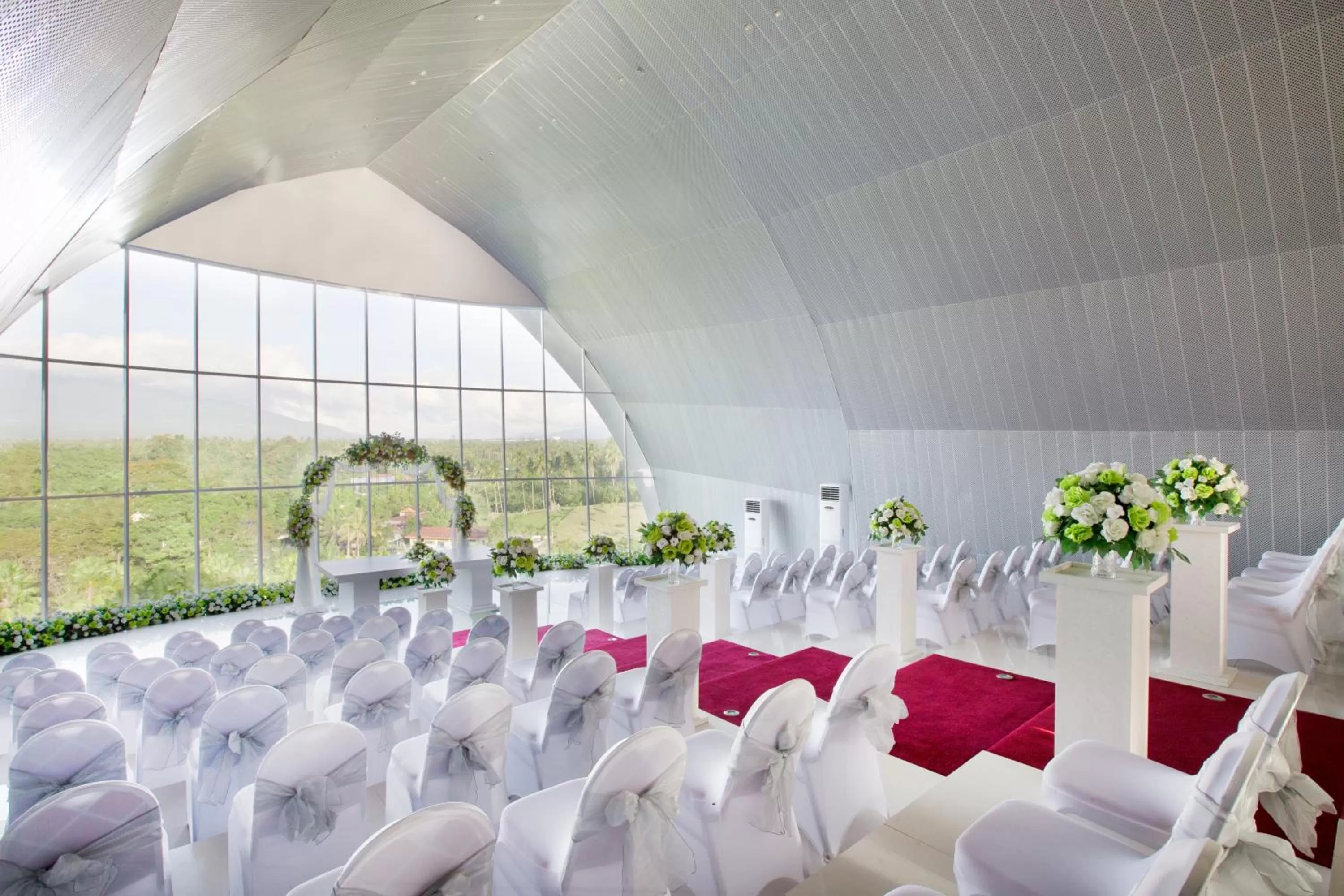 Banquet/Function facilities in Novotel Manado Golf Resort & Convention Center