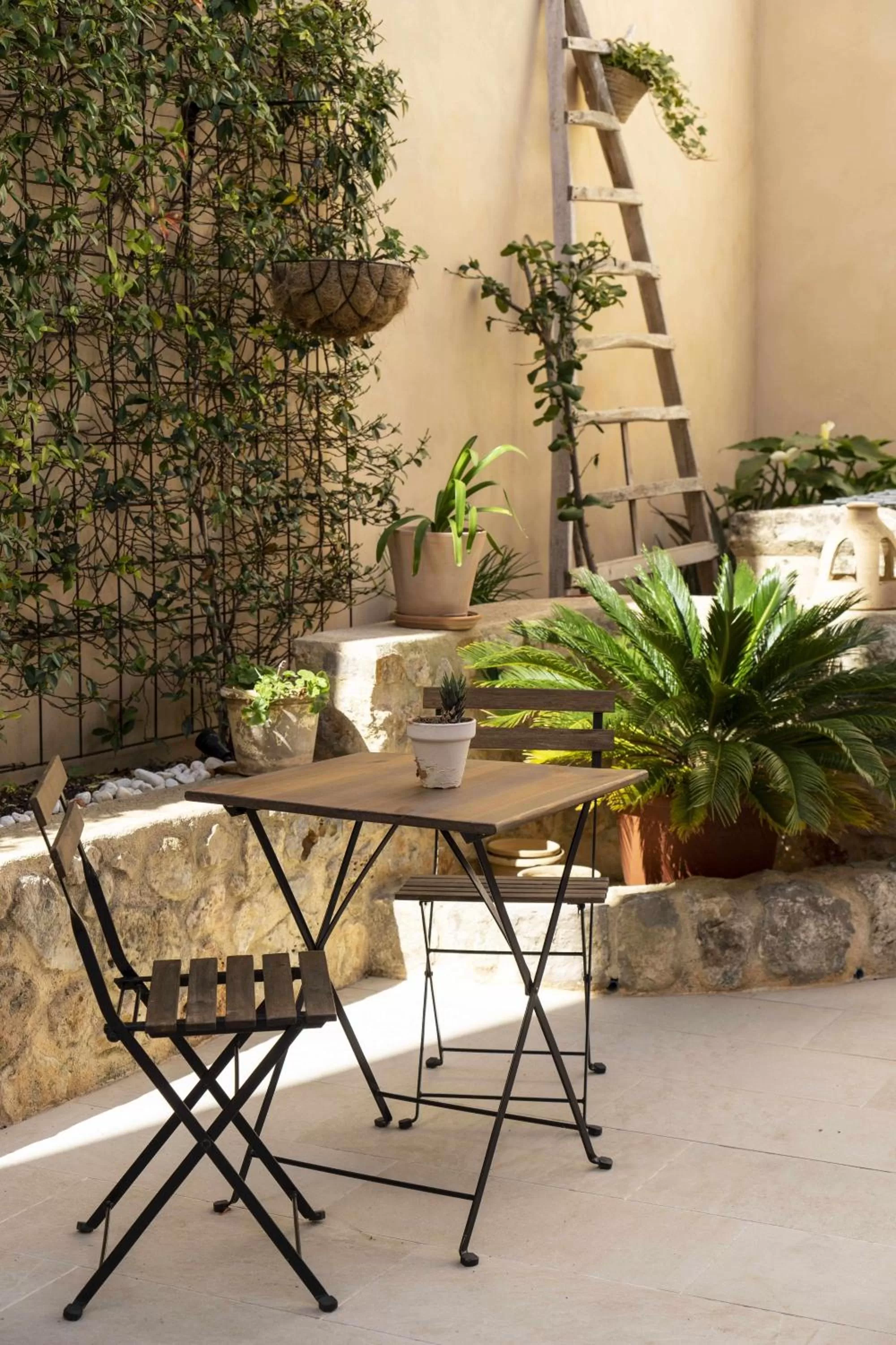Patio in Atrium Suites Mallorca
