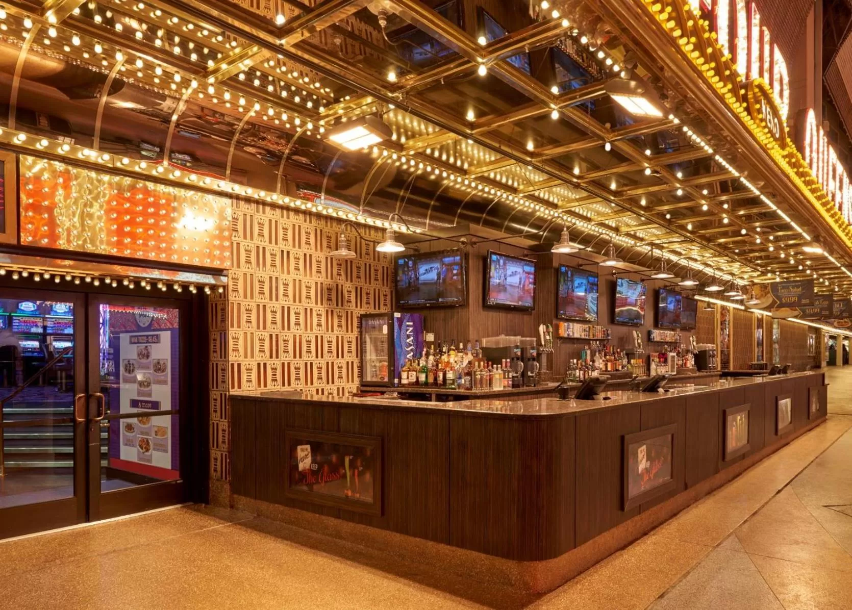 Alcoholic drinks in Four Queens Hotel and Casino