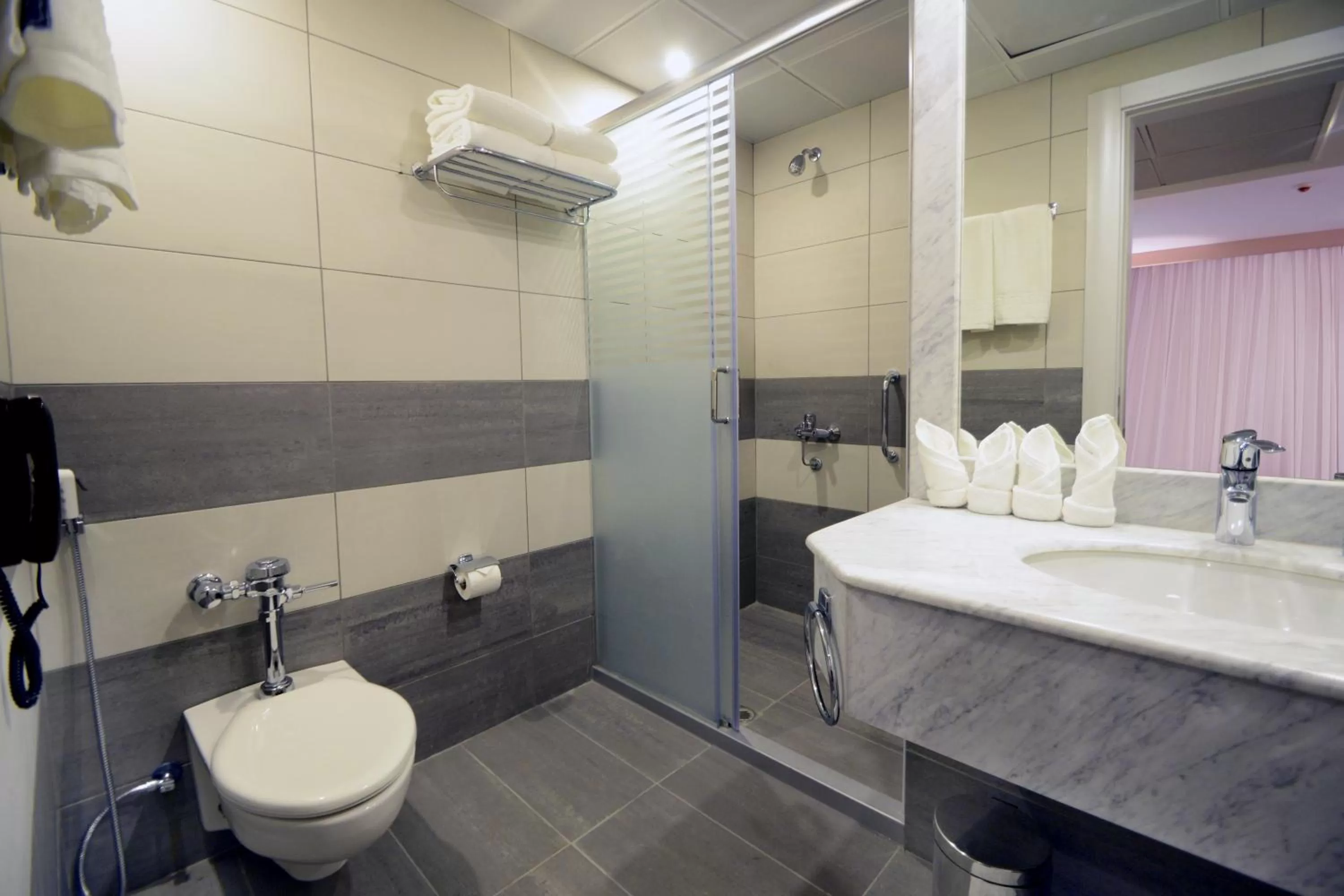 Toilet, Bathroom in Le Bosphorus Al Madinah