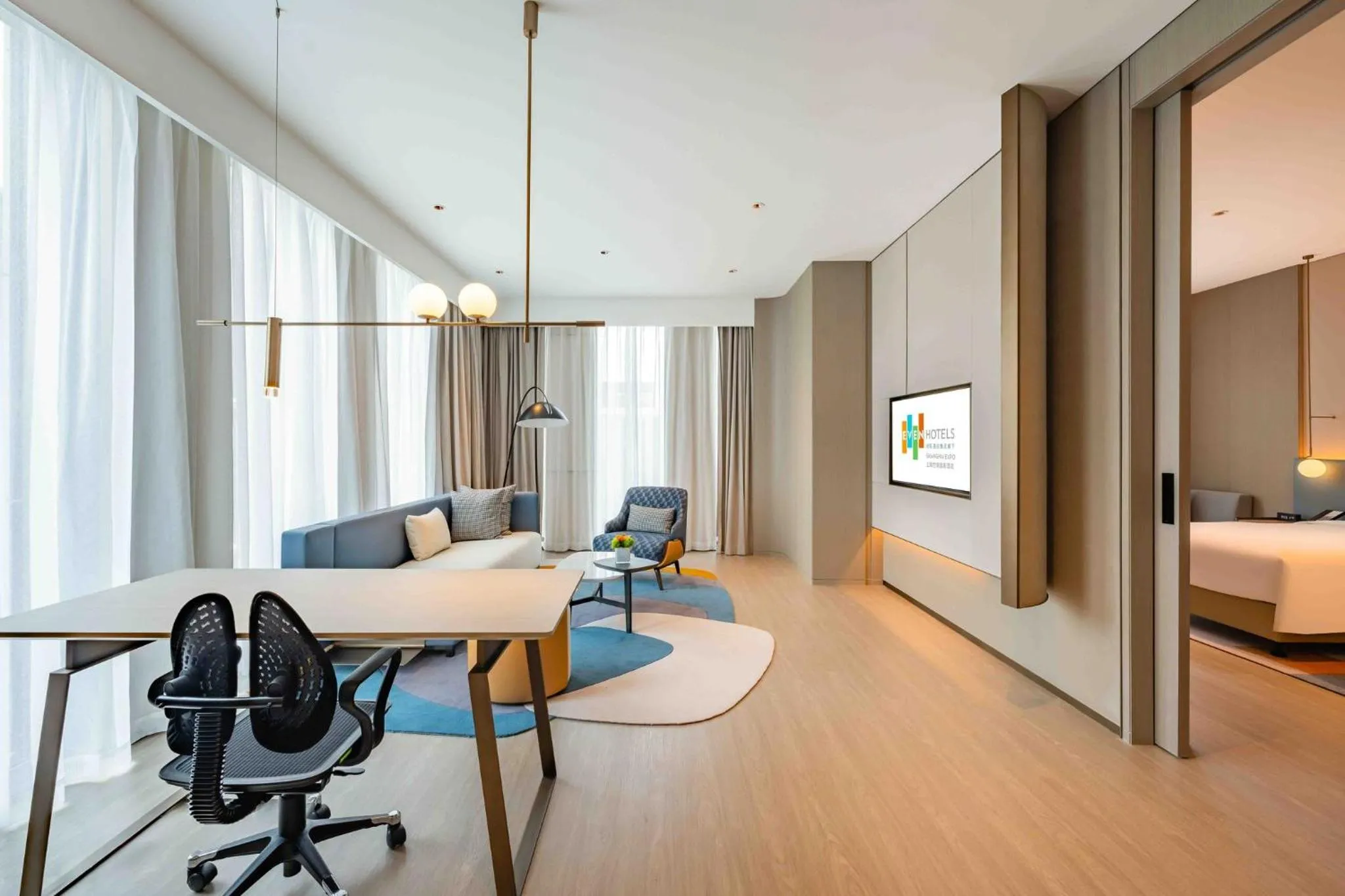 Photo of the whole room, Bed in EVEN Hotels Shanghai Expo by IHG