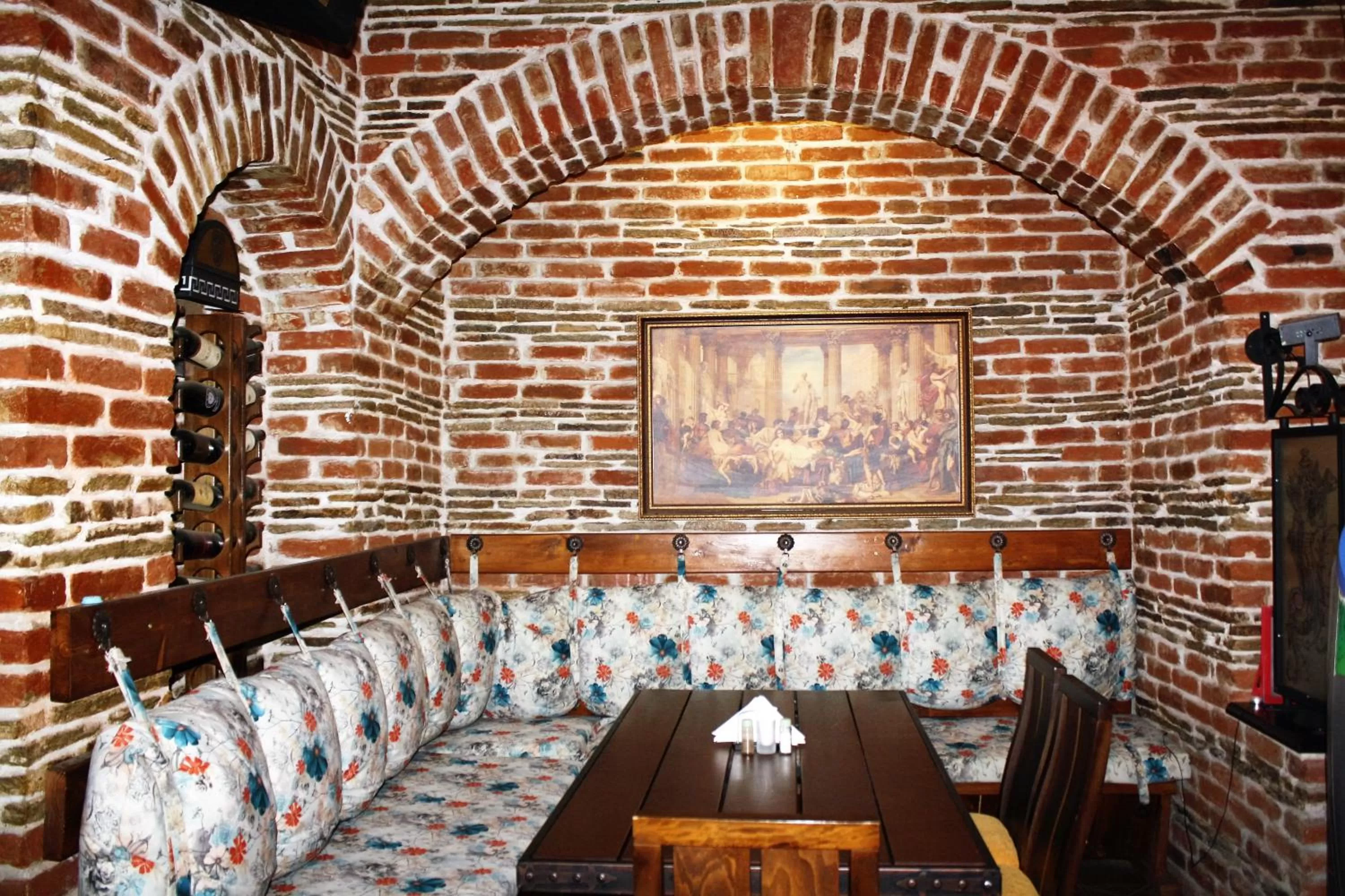 Restaurant/Places to Eat in Hotel Villa Verde