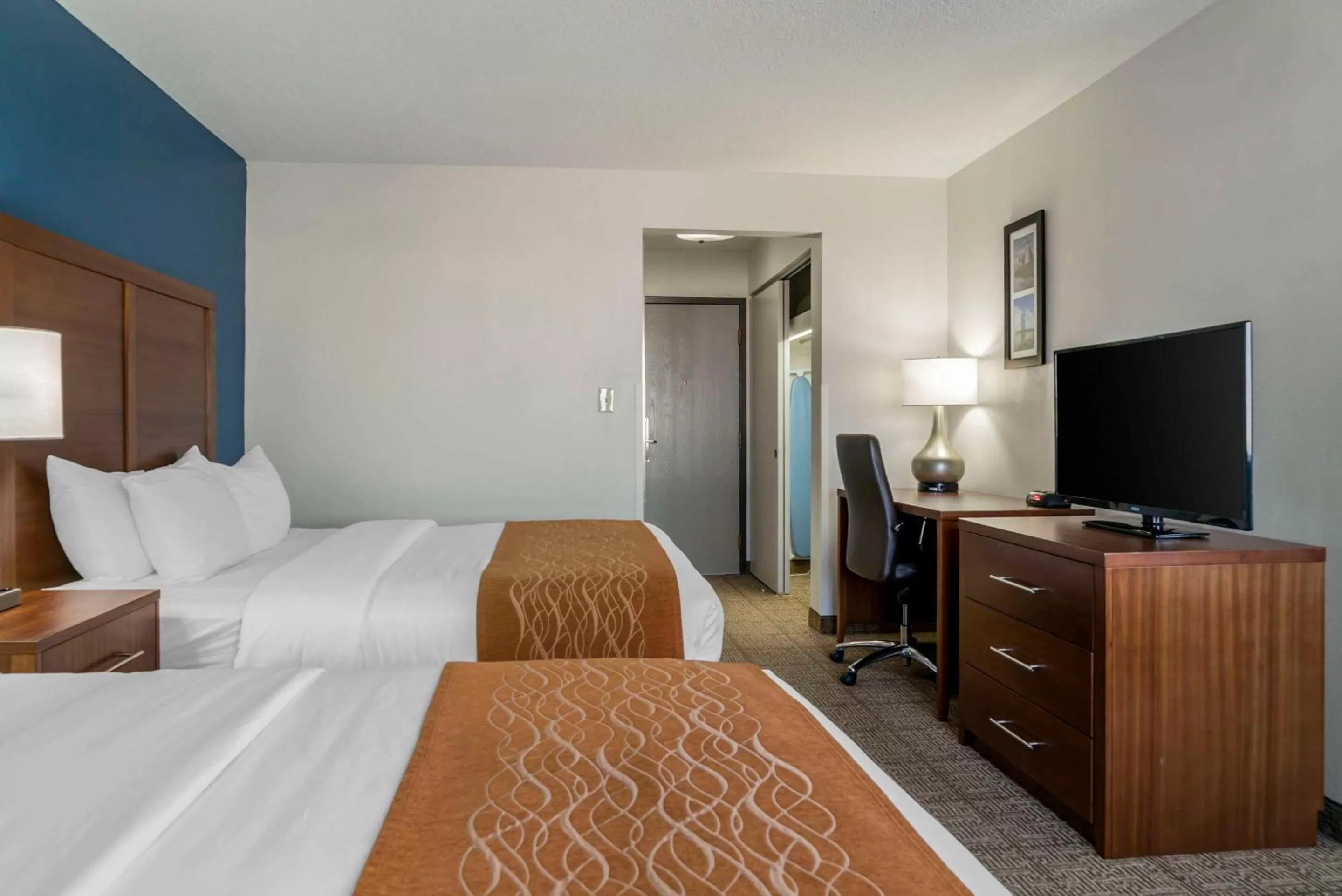 Bedroom, Bed in Comfort Inn East Oregon - Toledo