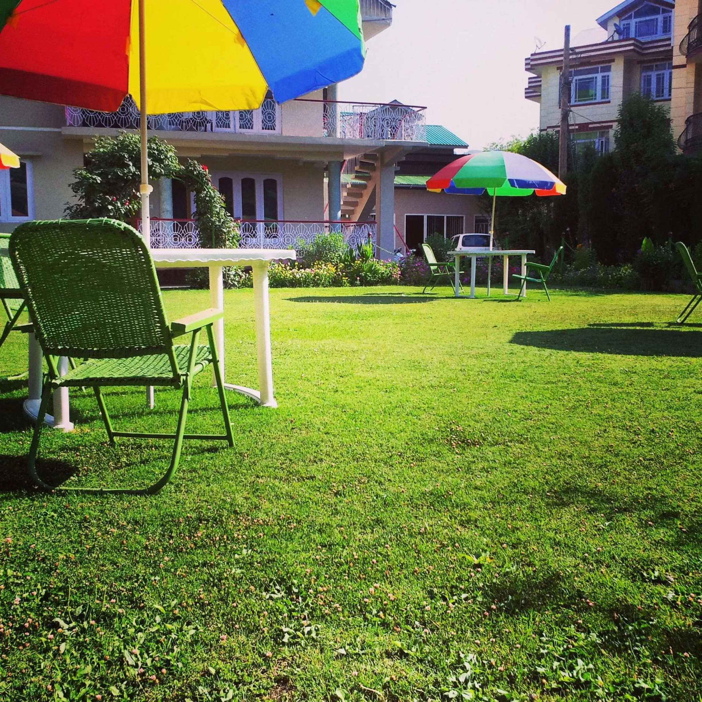 Facade/entrance in Ikraam Inn Bed & Breakfast