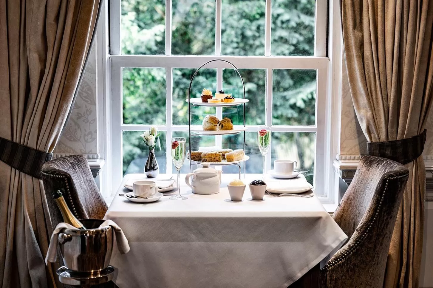 Food and drinks in Brandshatch Place Hotel & Spa