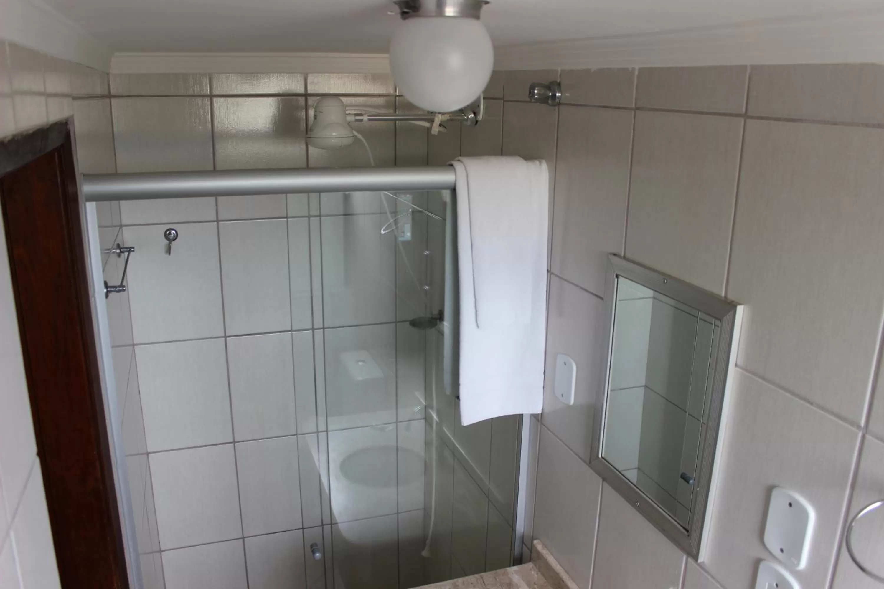 Bathroom in Novo Hotel Herta