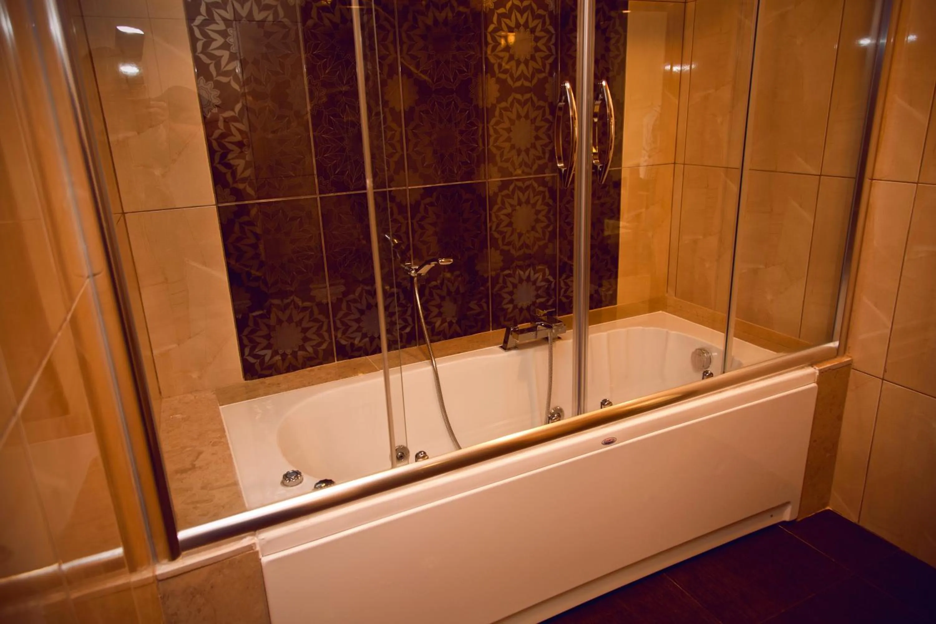 Bathroom in Esila Hotel