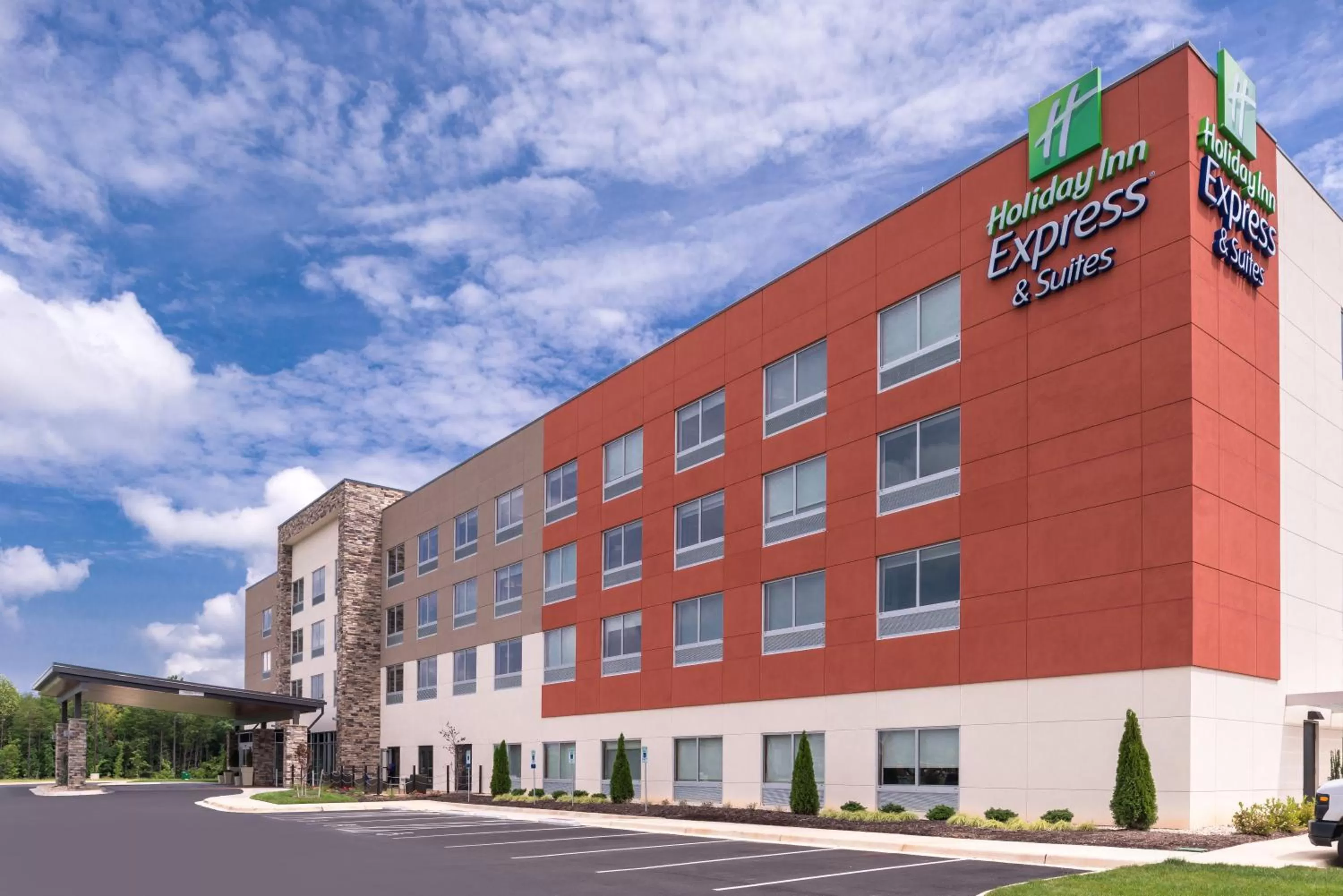Property building in Holiday Inn Express & Suites Farmville by IHG